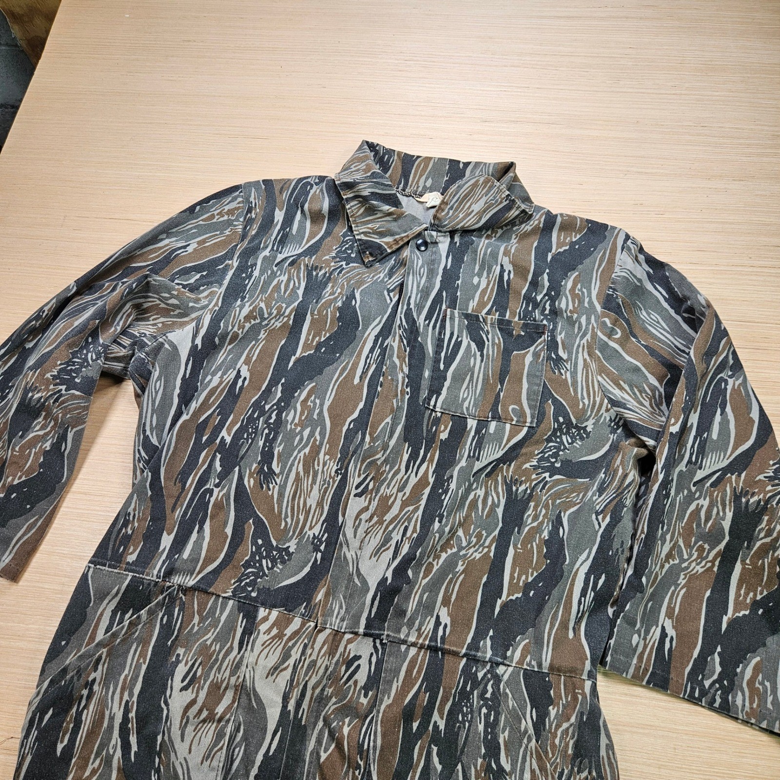 Vintage Fairfield Outdoor Coveralls XL Tiger Stripe Camo Hunting Jumpsuit