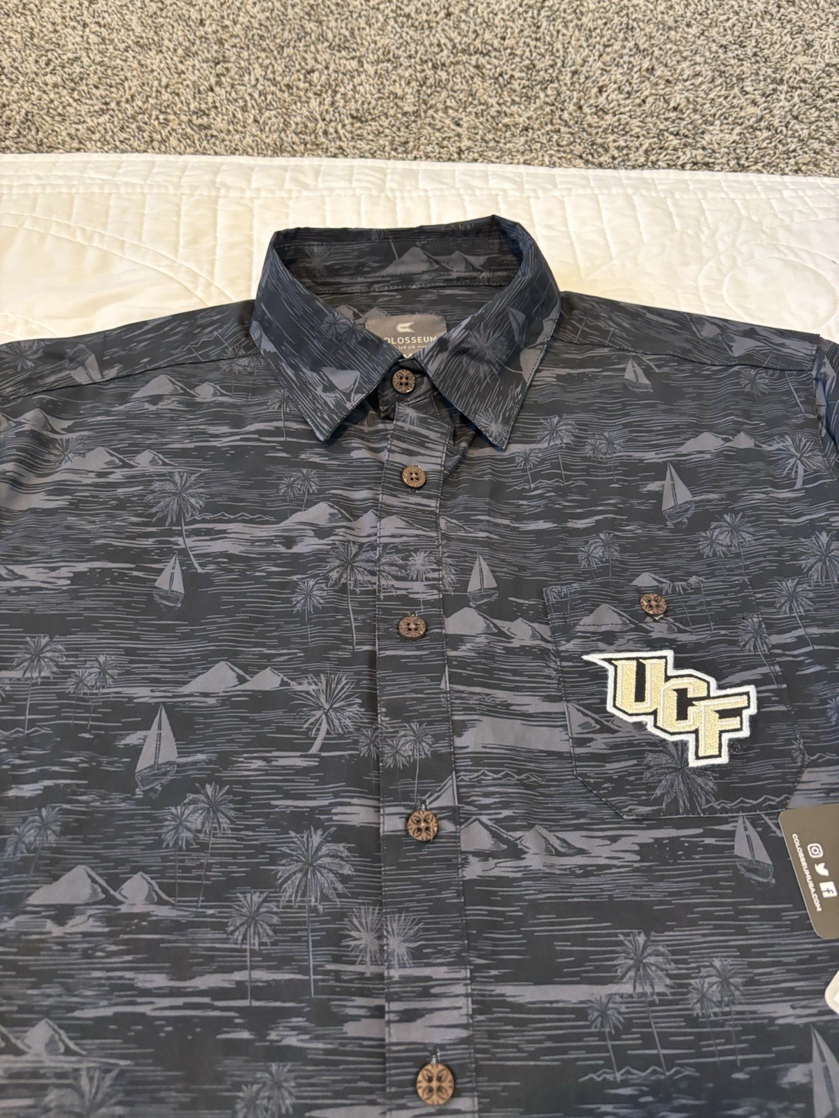 UCF Knights Colosseum Men\'s Polo Shirt Size Medium Black / Gray Tropical NWT UCF Knights Colosseum Men\'s Polo Shirt Size Medium Black / Gray Tropical NWT