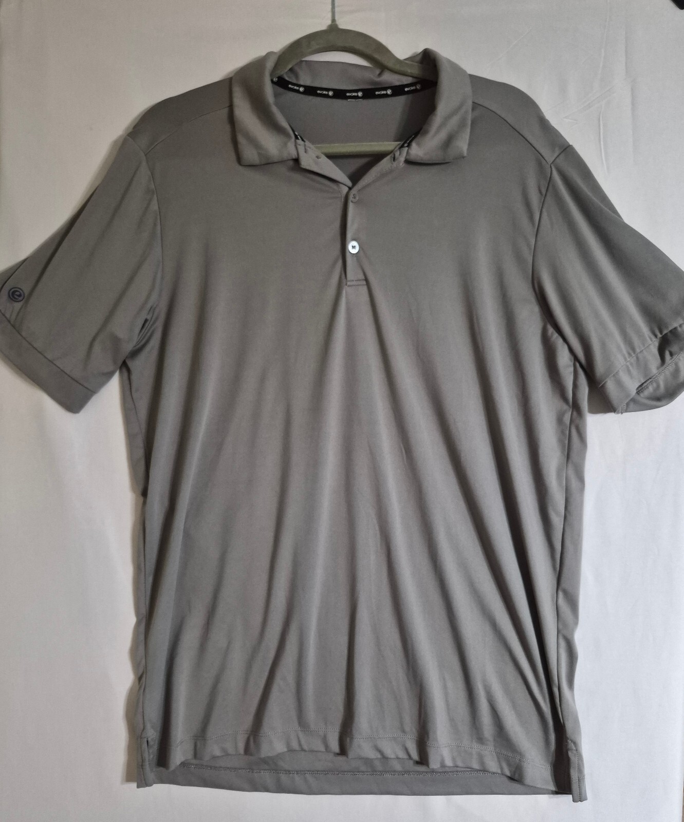 Gray short sleeve polo shirt Gray short sleeve polo shirt