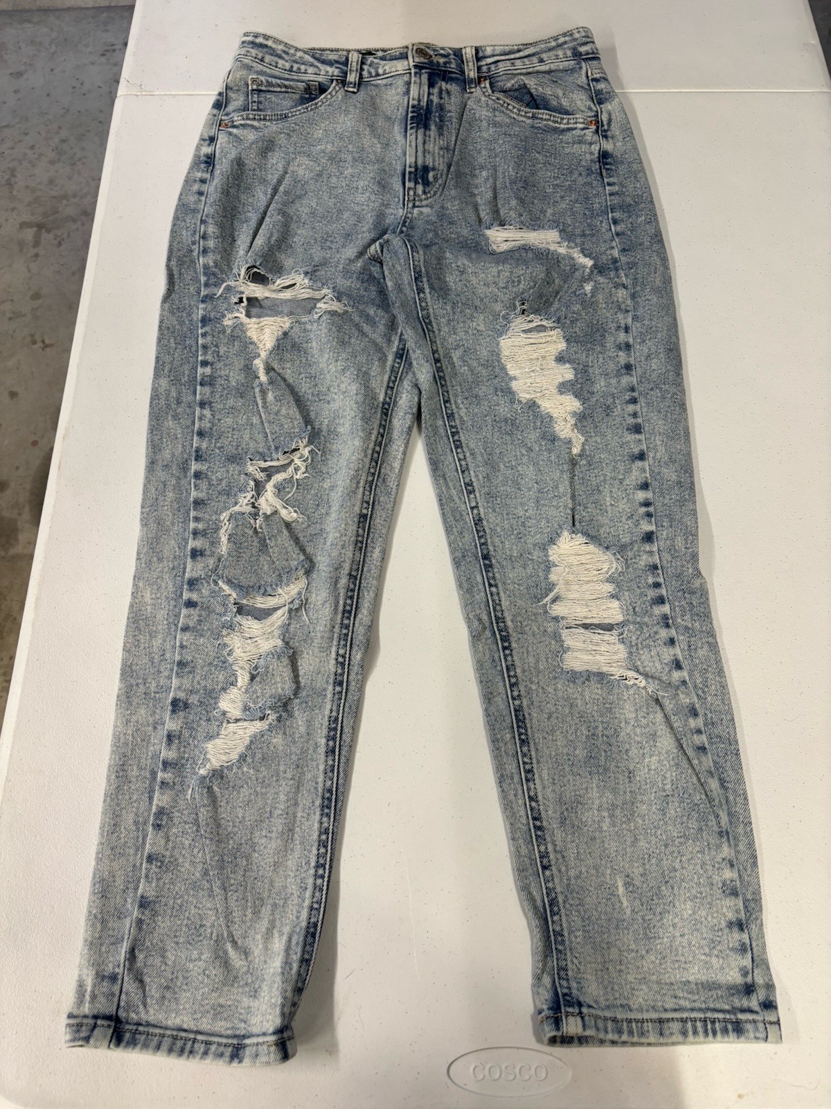 Wild Fable Women\'s Tapered Ankle Jeans Size 8, Light Blue, Faded Wild Fable Women\'s Tapered Ankle Jeans Size 8, Light Blue, Faded