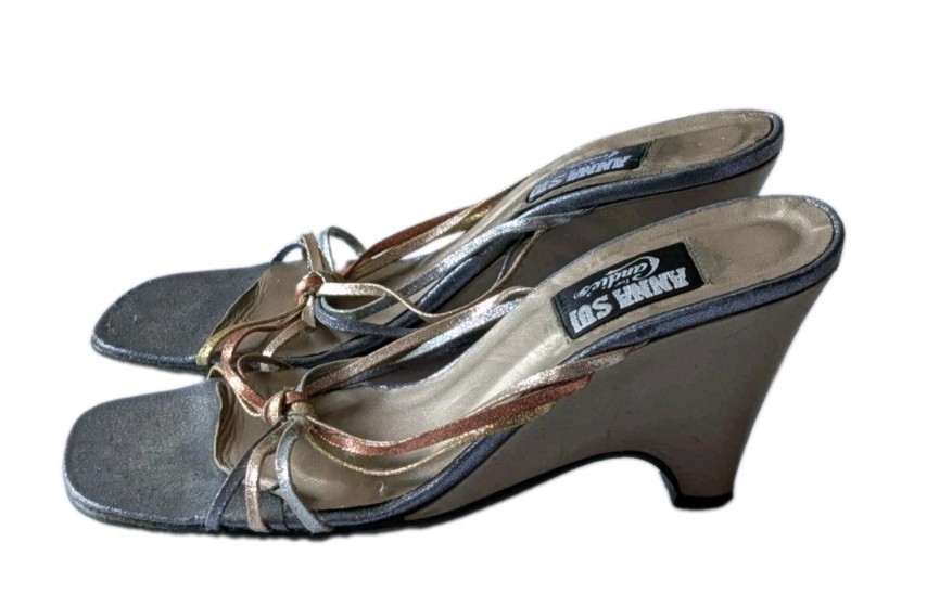 Rare Vintage Y2K Anna Sui For Candie\'s Metallic Strappy Wedge Slide Sandals Rare Vintage Y2K Anna Sui For Candie\'s Metallic Strappy Wedge Slide Sandals