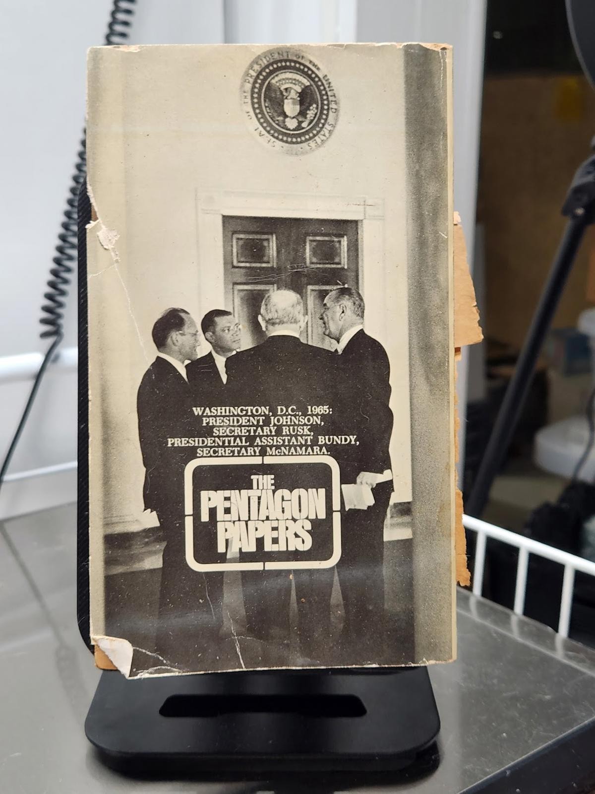The Pentagon Papers - Vintage Military History Book The Pentagon Papers - Vintage Military History Book
