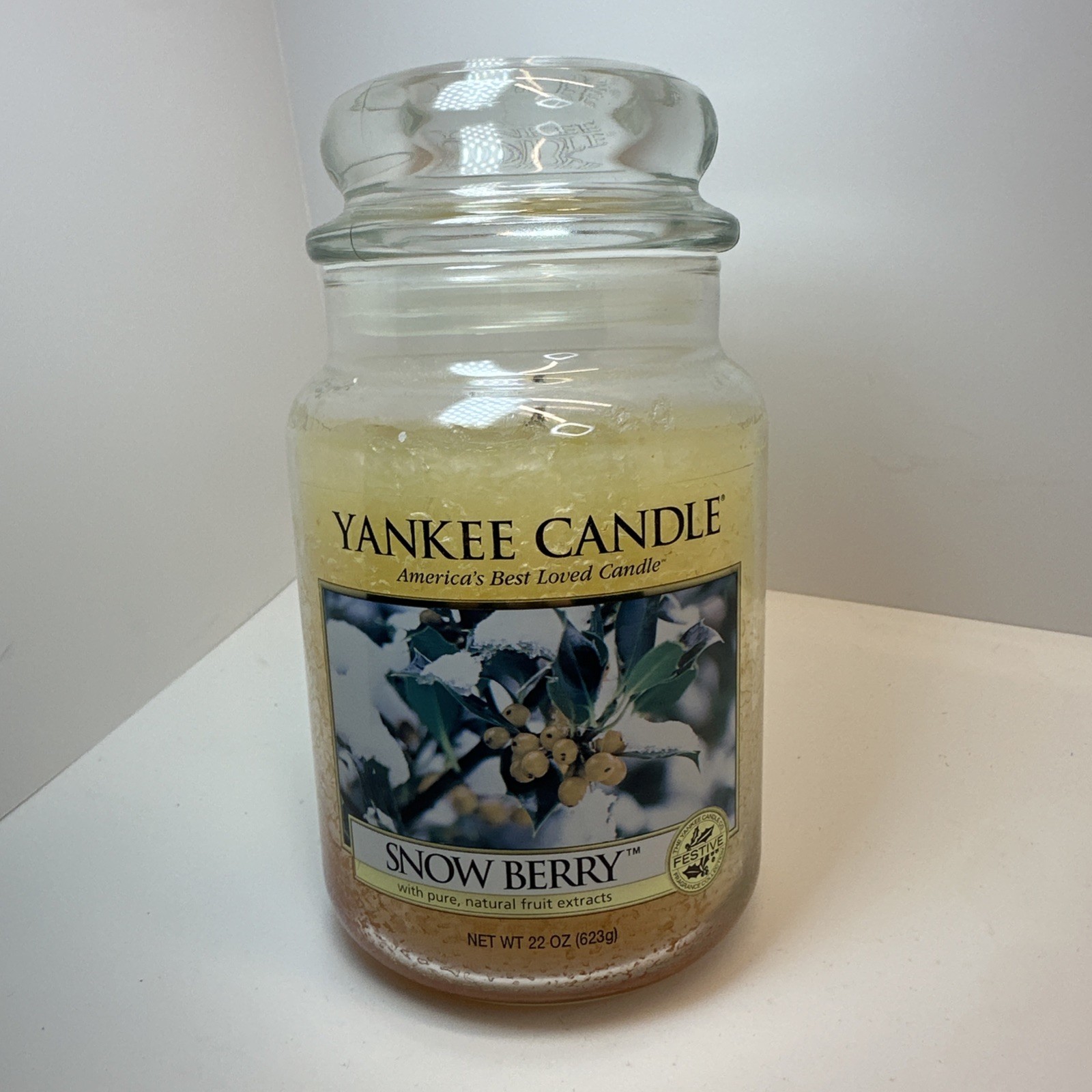 Yankee Candle SNOW BERRY Large Jar 22oz Rare Retired Yankee Candle SNOW BERRY Large Jar 22oz Rare Retired