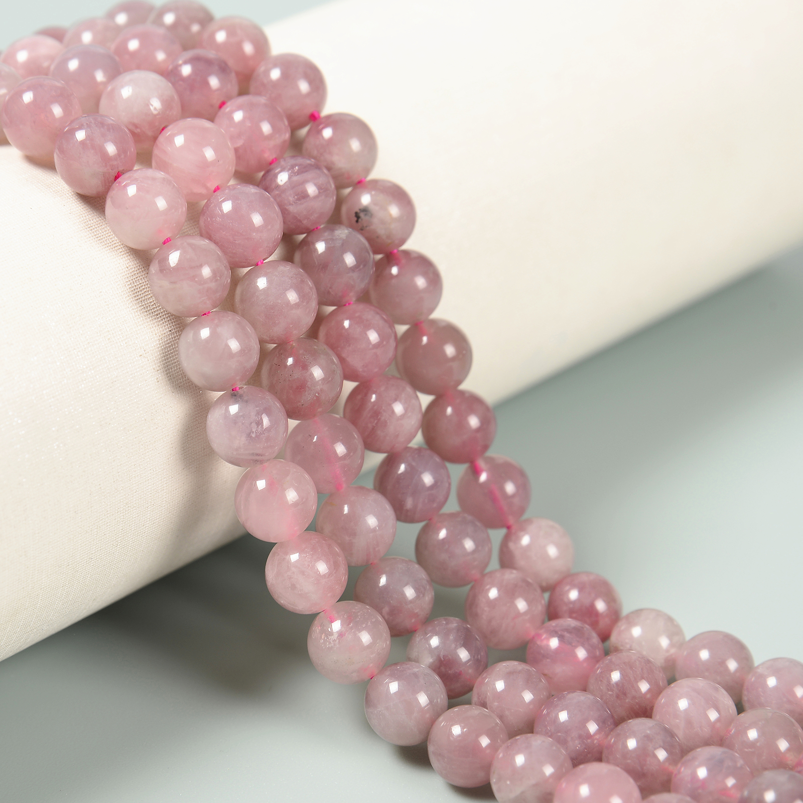 Madagascar Rose Quartz Smooth Round Beads Size 6mm 8mm 10mm 12mm 15.5\'\' Strand