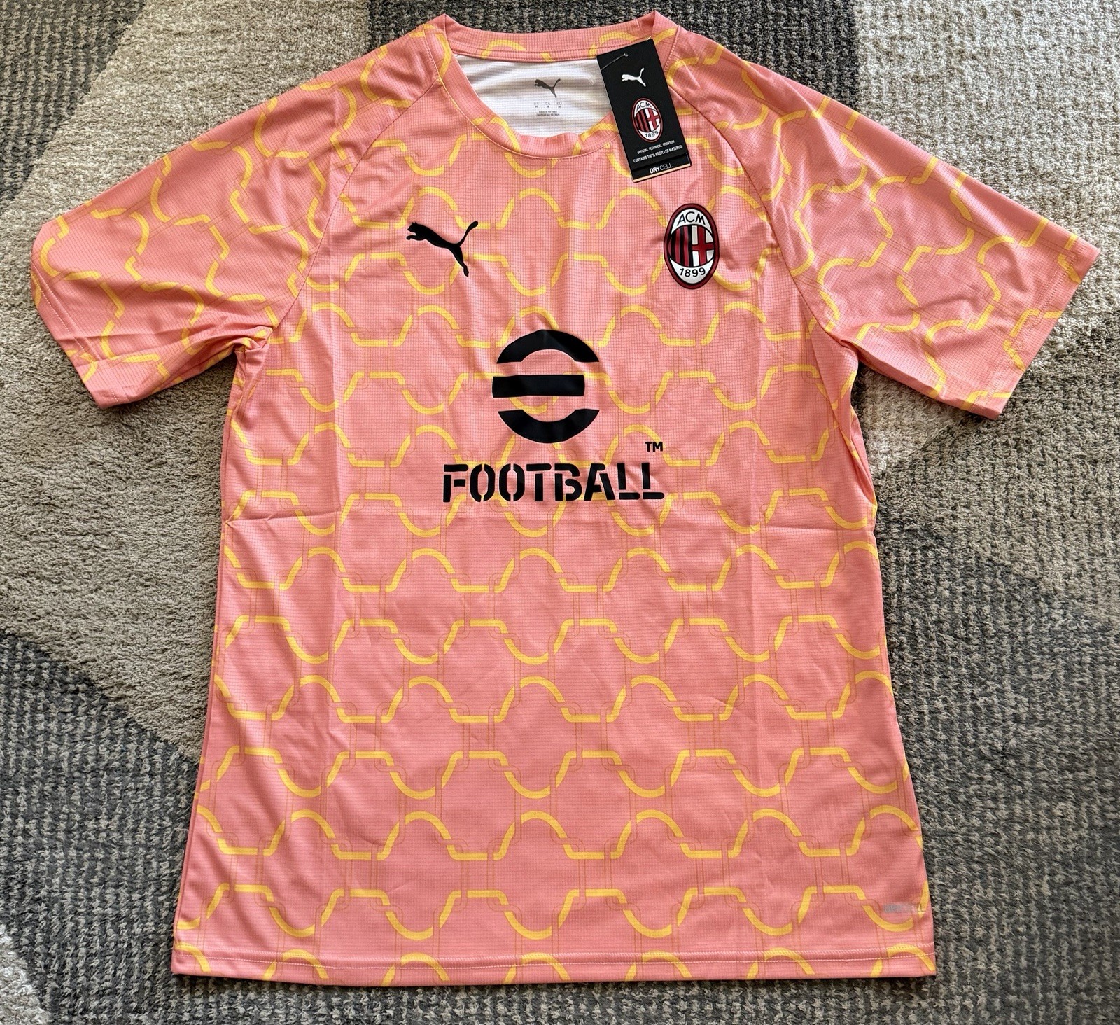 PUMA AC Milan Soccer Jersey Pink Yellow Pattern Warm Up Jersey Size Medium NWT