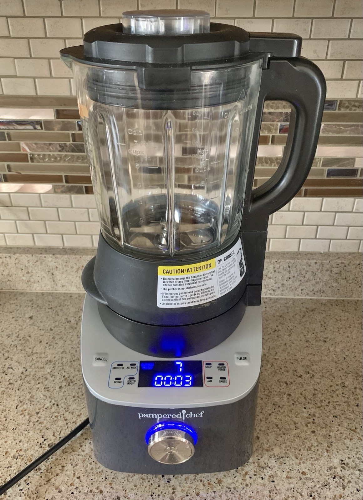 Pampered Chef Deluxe Cooking Blender 100125 (Black) VERY NICE Pampered Chef Deluxe Cooking Blender 100125 (Black) VERY NICE