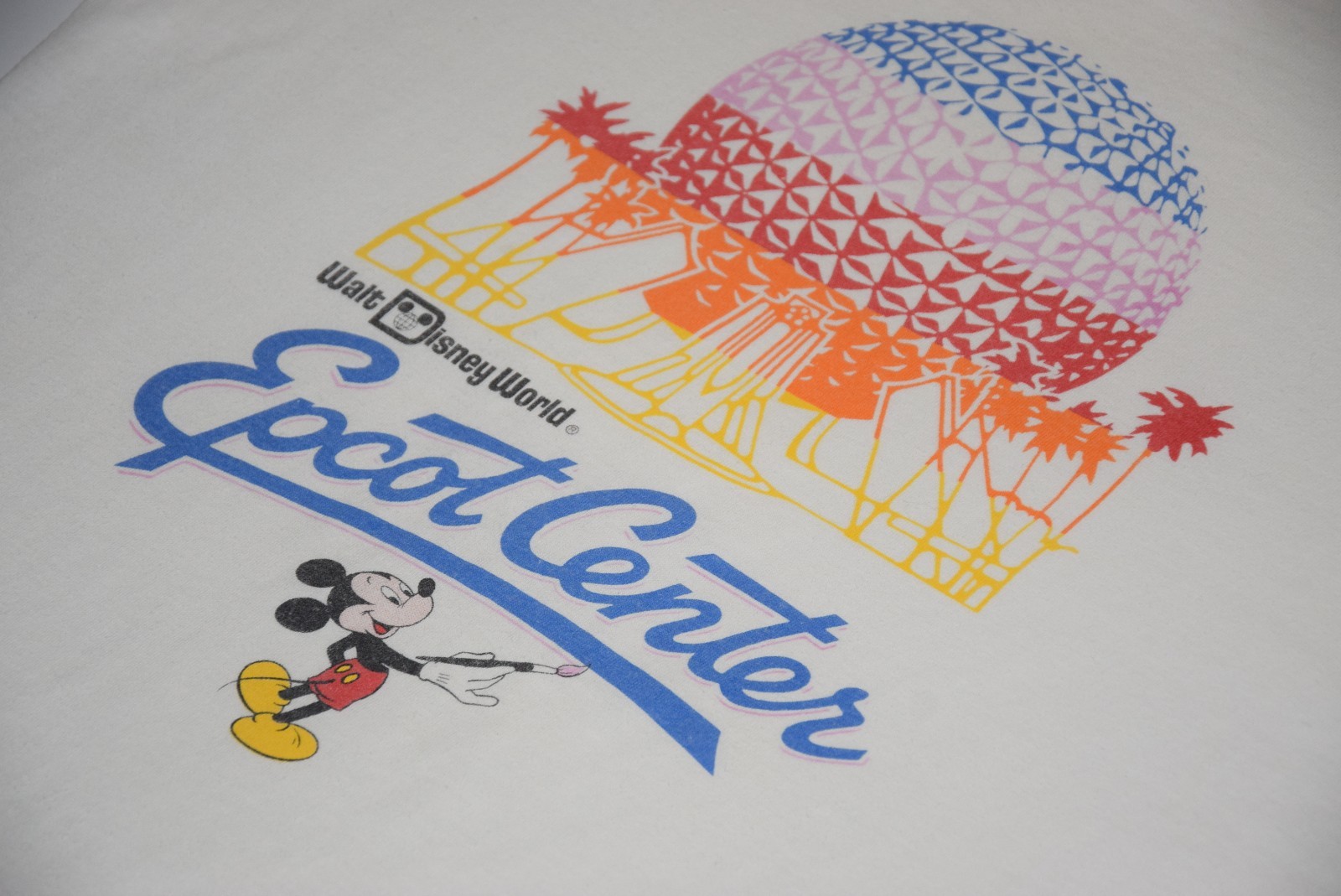 VINTAGE 1982 DISNEY EPCOT CENTER RAGLAN T-SHIRT SIZE M(S) MICKEY MOUSE SPACESHIP