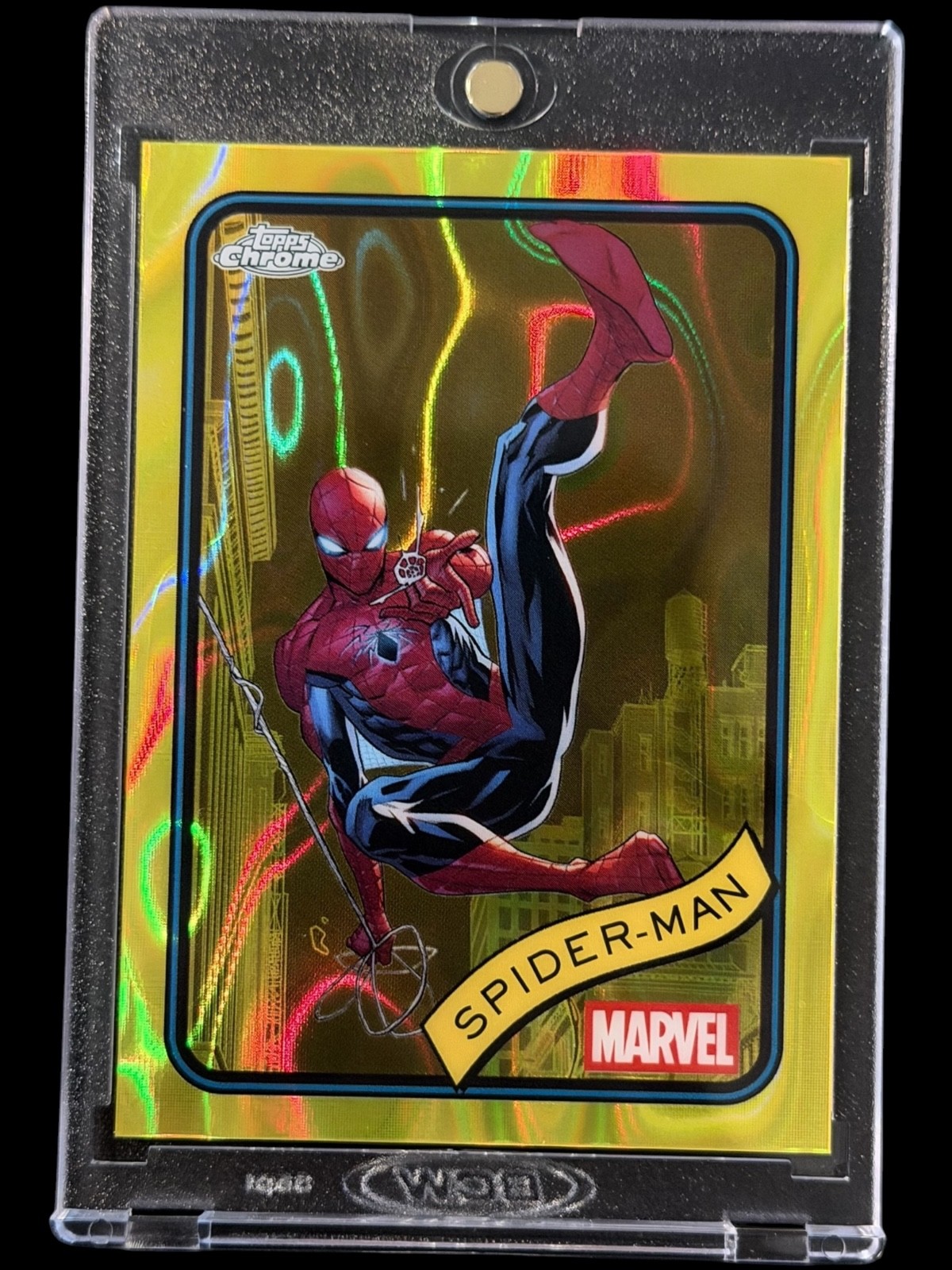 Spider-Man YELLOW RAYWAVE REFRACTOR TOPPS CHROME MARVEL CARD MINT Spider-Man YELLOW RAYWAVE REFRACTOR TOPPS CHROME MARVEL CARD MINT