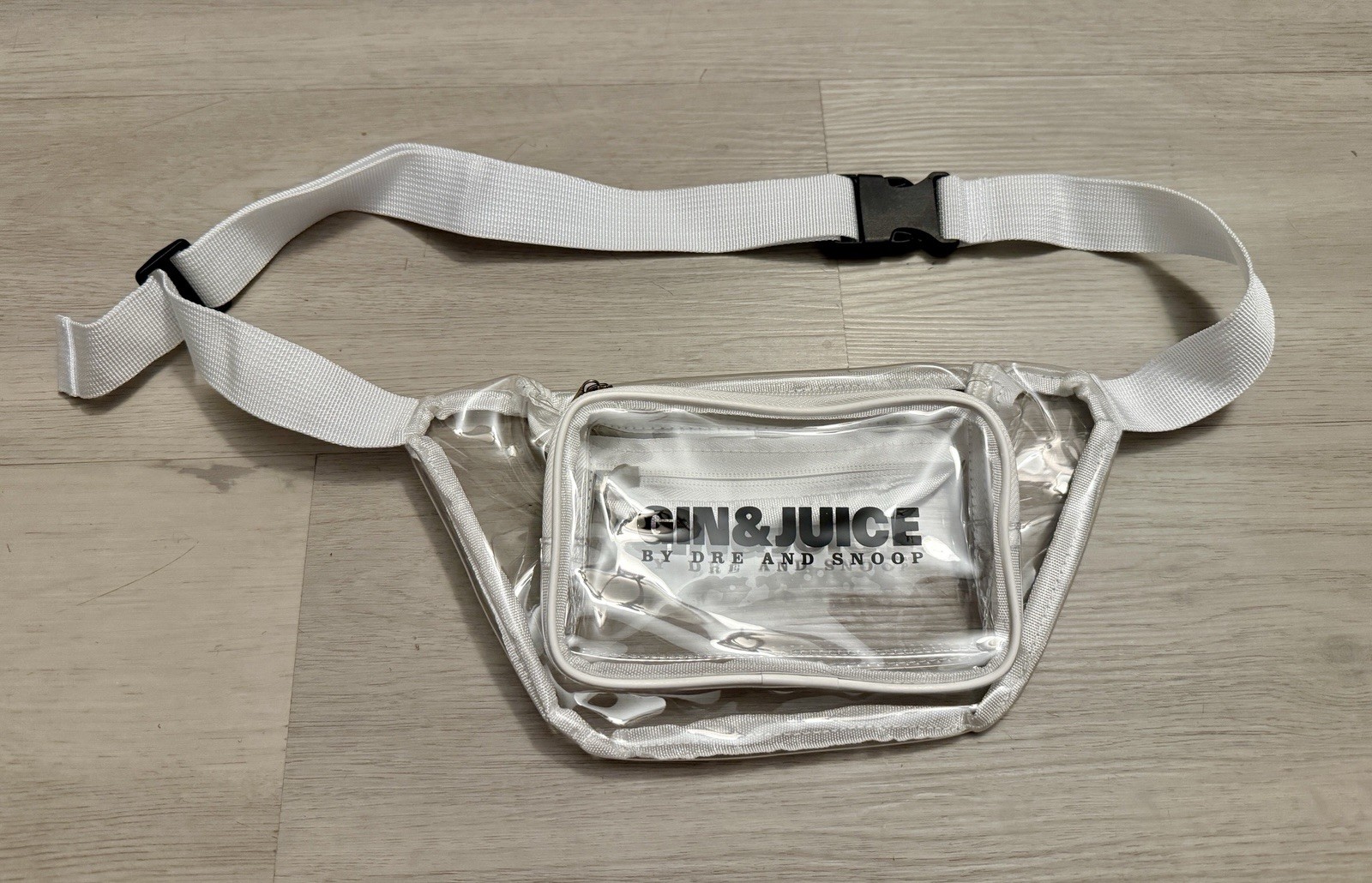 NWOT Rare Dre Snoop Gin & Juice Bag Fanny Pack Concert Clear Transparent Waist NWOT Rare Dre Snoop Gin & Juice Bag Fanny Pack Concert Clear Transparent Waist