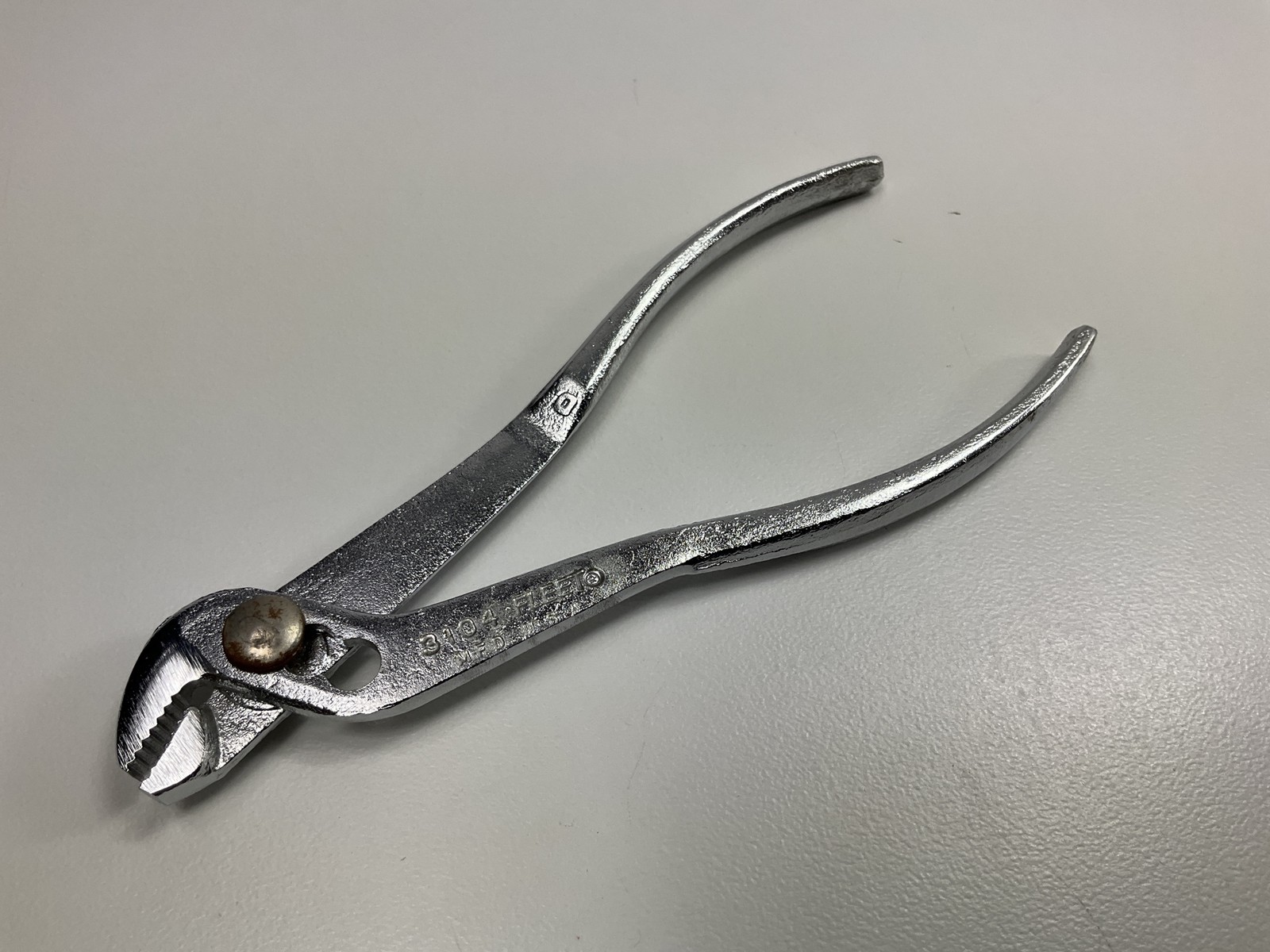 VINTAGE - Fleet 3104 Miniature Adjustable Pliers, 4-1/2