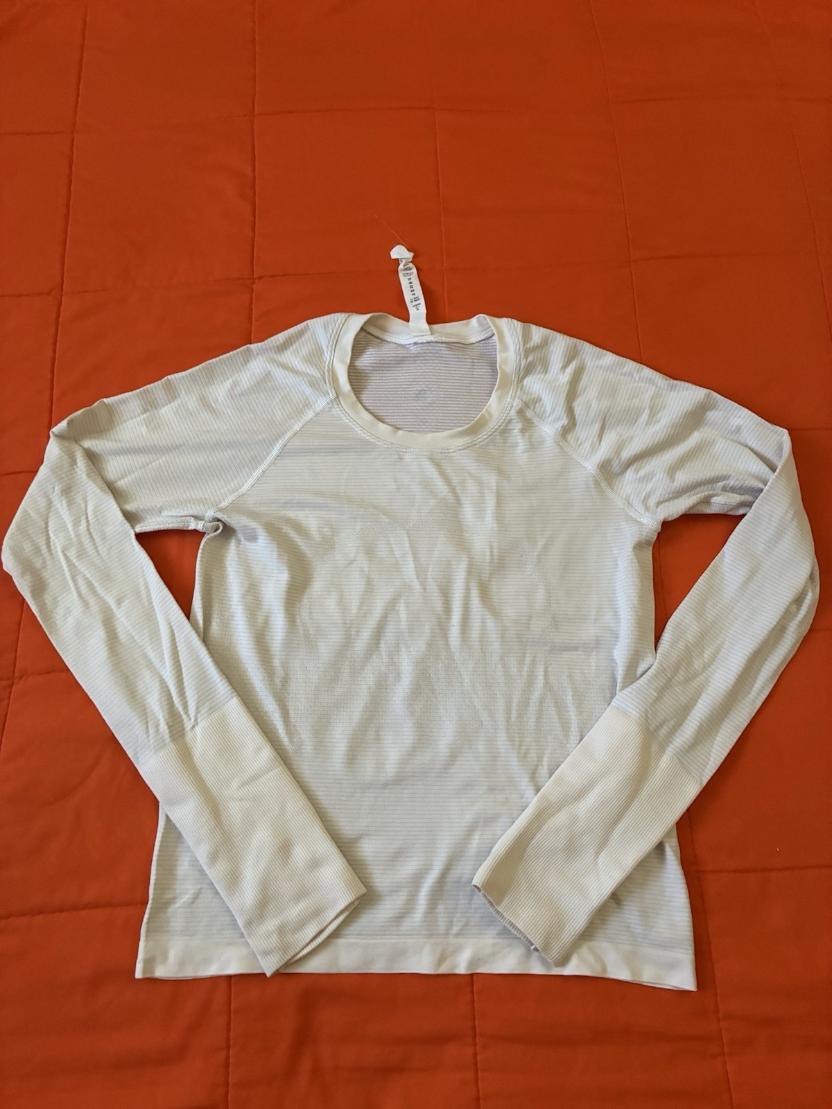 Lululemon Swiftly Shirt Womens 6 White Long Sleeve Yoga Run Gym & Running