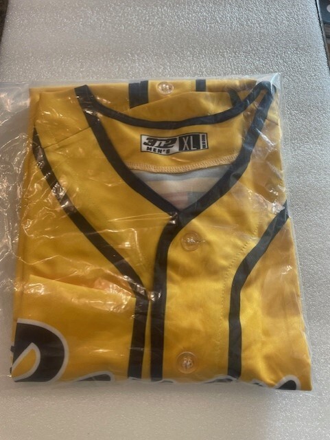 New Savannah Bananas Baseball Jersey Adult size XLarge Yellow - Gift New Savannah Bananas Baseball Jersey Adult size XLarge Yellow - Gift