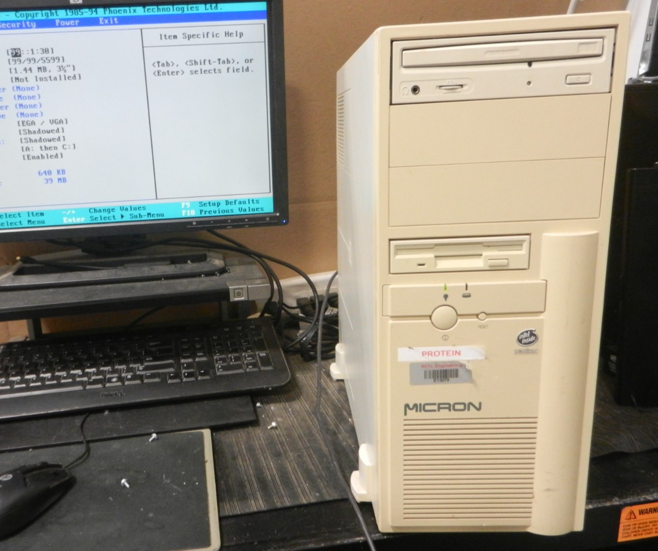 Vintage MICRON DESKTOP PC 133MHz Pentium - SEE BioS SCREEN PICS Vintage MICRON DESKTOP PC 133MHz Pentium - SEE BioS SCREEN PICS