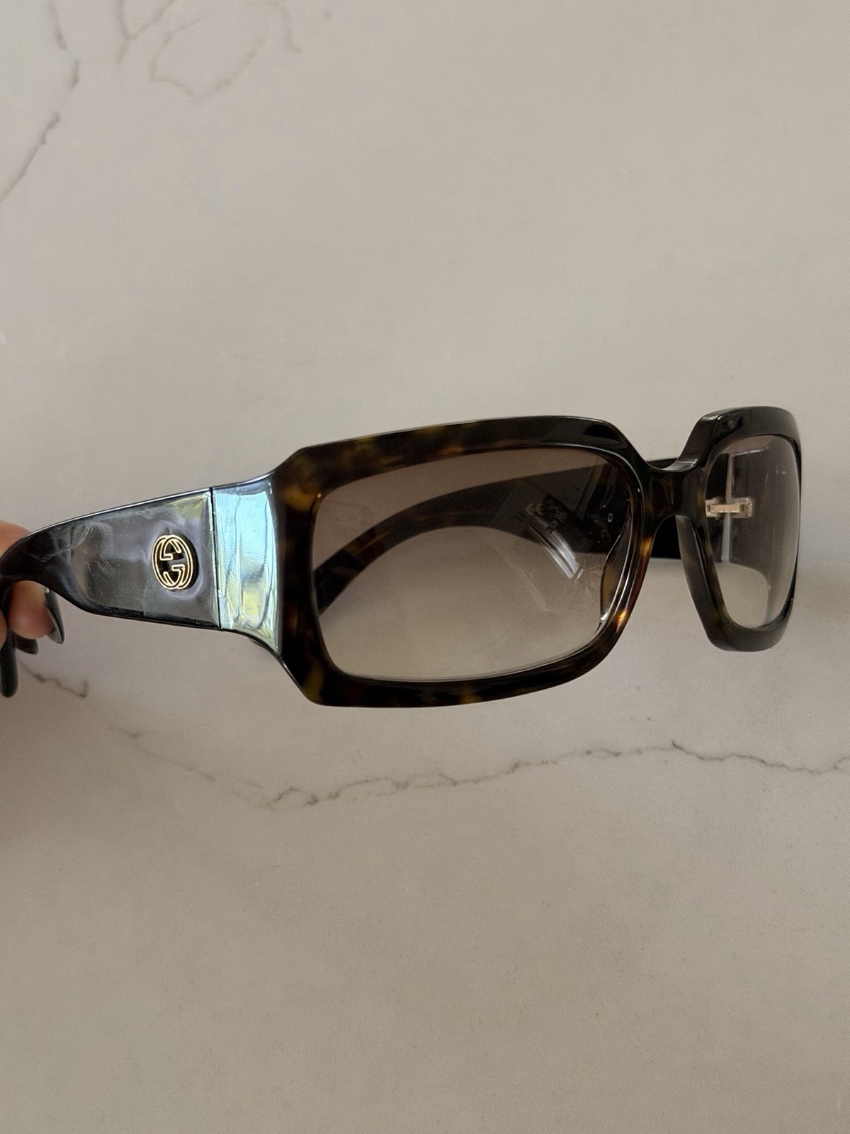 Vintage Y2K GUCCI Wrap Sunglasses Vintage Y2K GUCCI Wrap Sunglasses