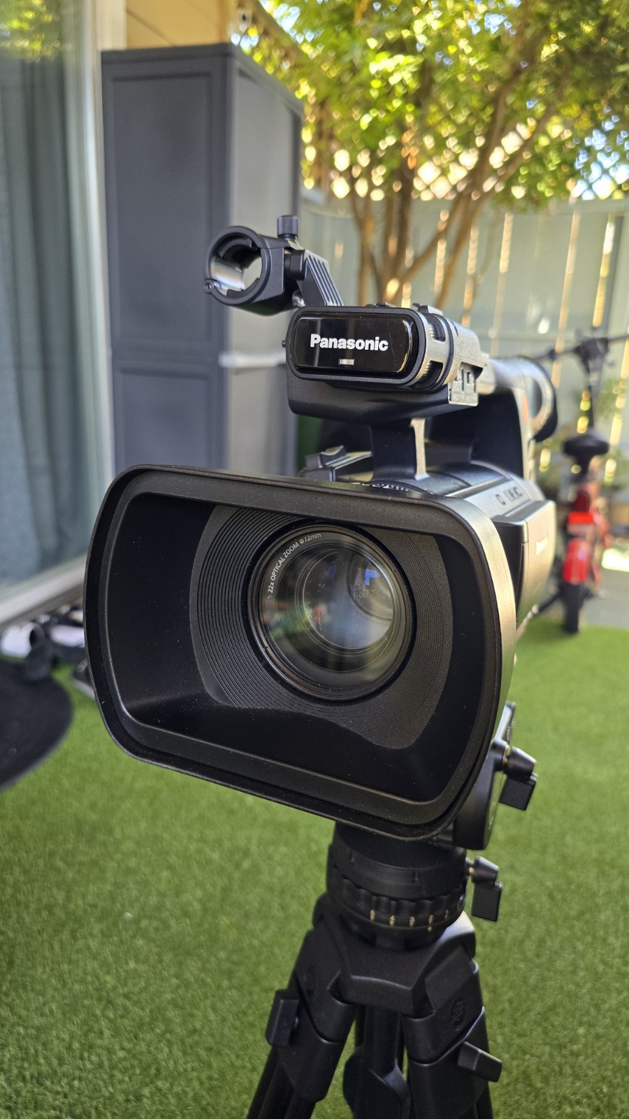 Panasonic AG-AC160AP AVCCAM HD Handheld Camcorder Panasonic AG-AC160AP AVCCAM HD Handheld Camcorder