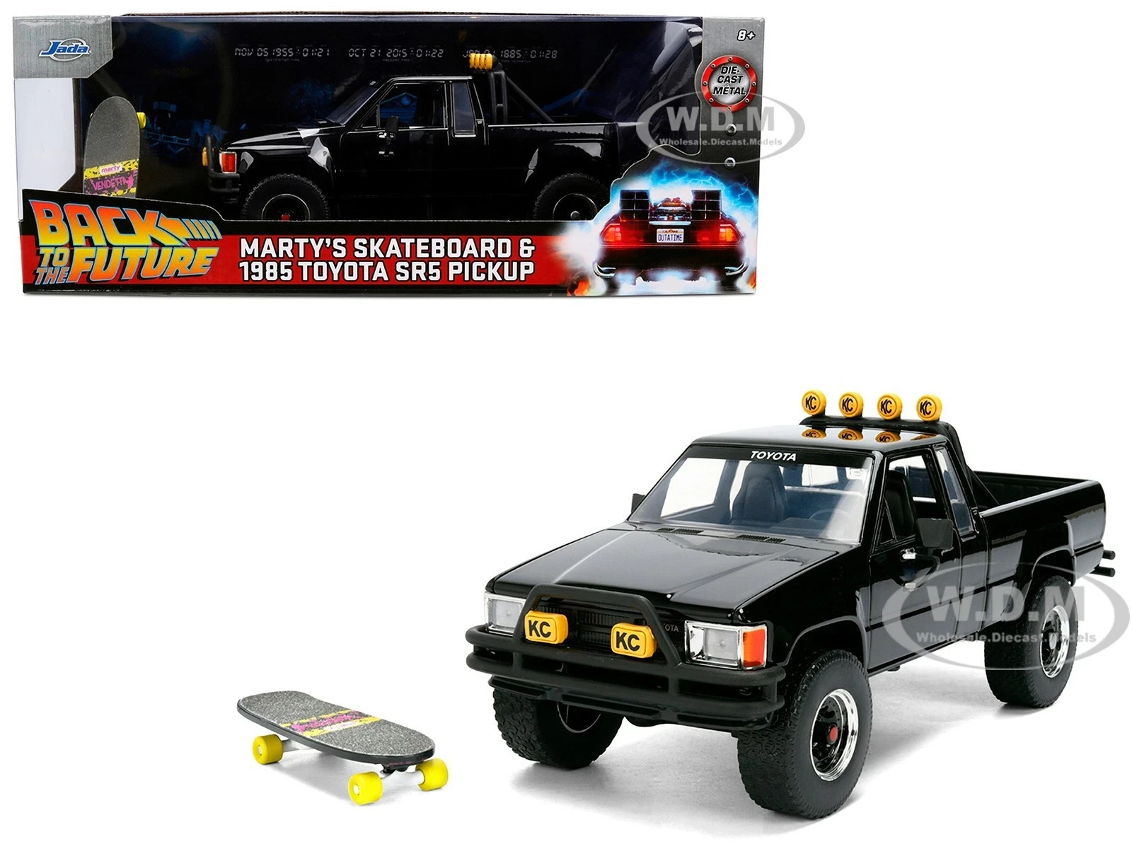 1985 TOYOTA SR5 PICKUP BLACK W/SKATEBOARD 1985 TOYOTA SR5 PICKUP BLACK W/SKATEBOARD
