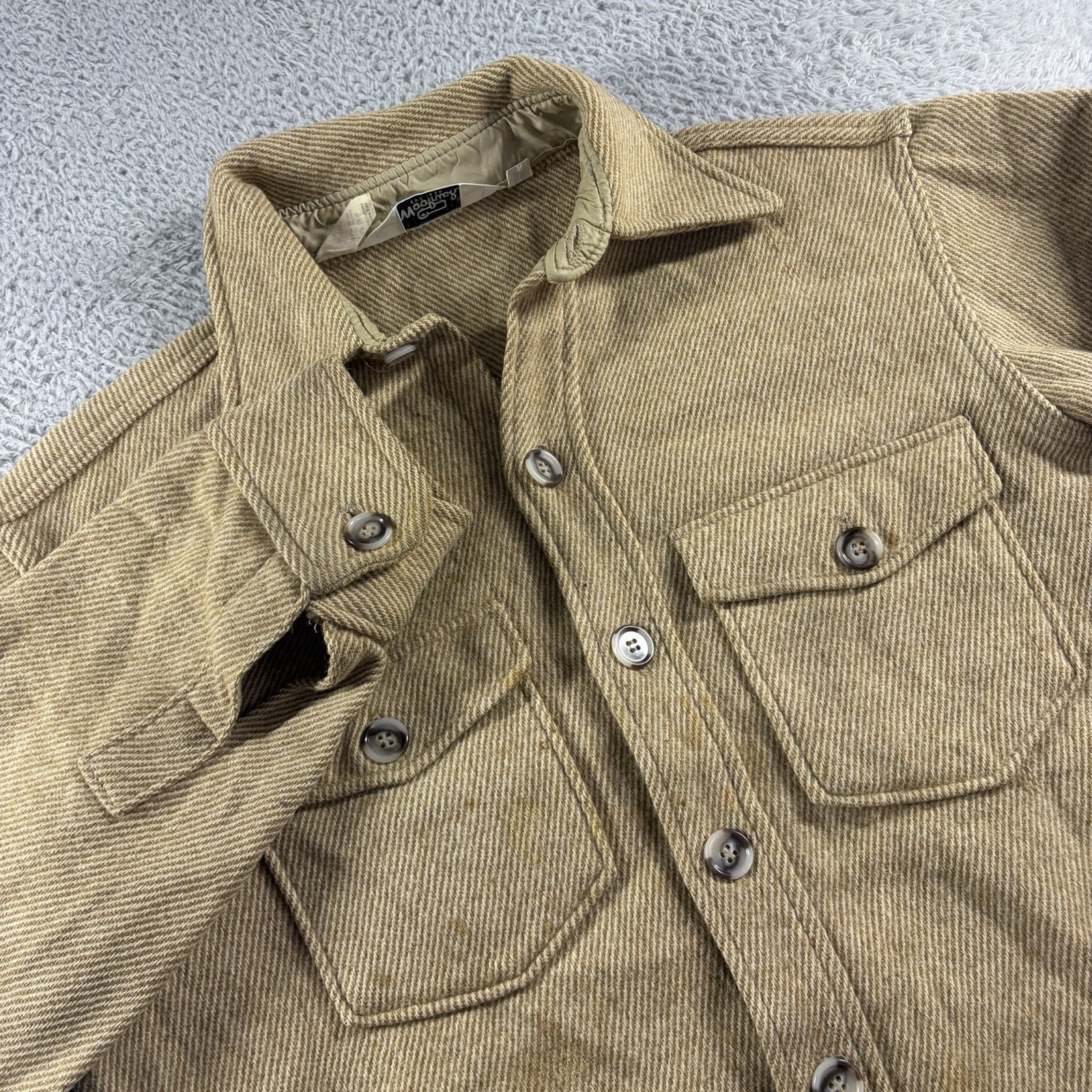 VINTAGE Woolrich Shirt Mens Medium Brown Heavyweight Wool Flannel Button Up VINTAGE Woolrich Shirt Mens Medium Brown Heavyweight Wool Flannel Button Up