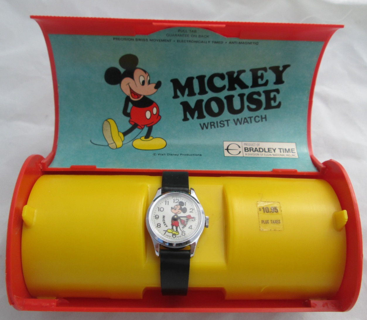 MINT Vintage 1970s Bradley Mickey Mouse Watch Mechanical Working W/ Box - NOS MINT Vintage 1970s Bradley Mickey Mouse Watch Mechanical Working W/ Box - NOS