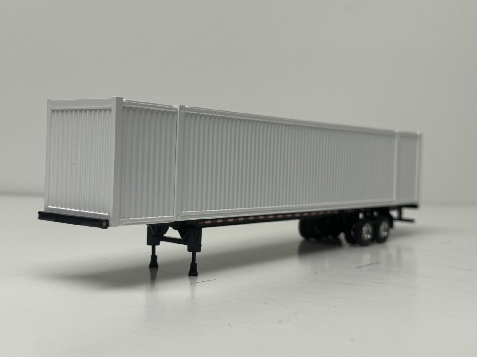 DCP by First Gear 1:64 Scale 53’ Container Undecorated DCP by First Gear 1:64 Scale 53’ Container Undecorated