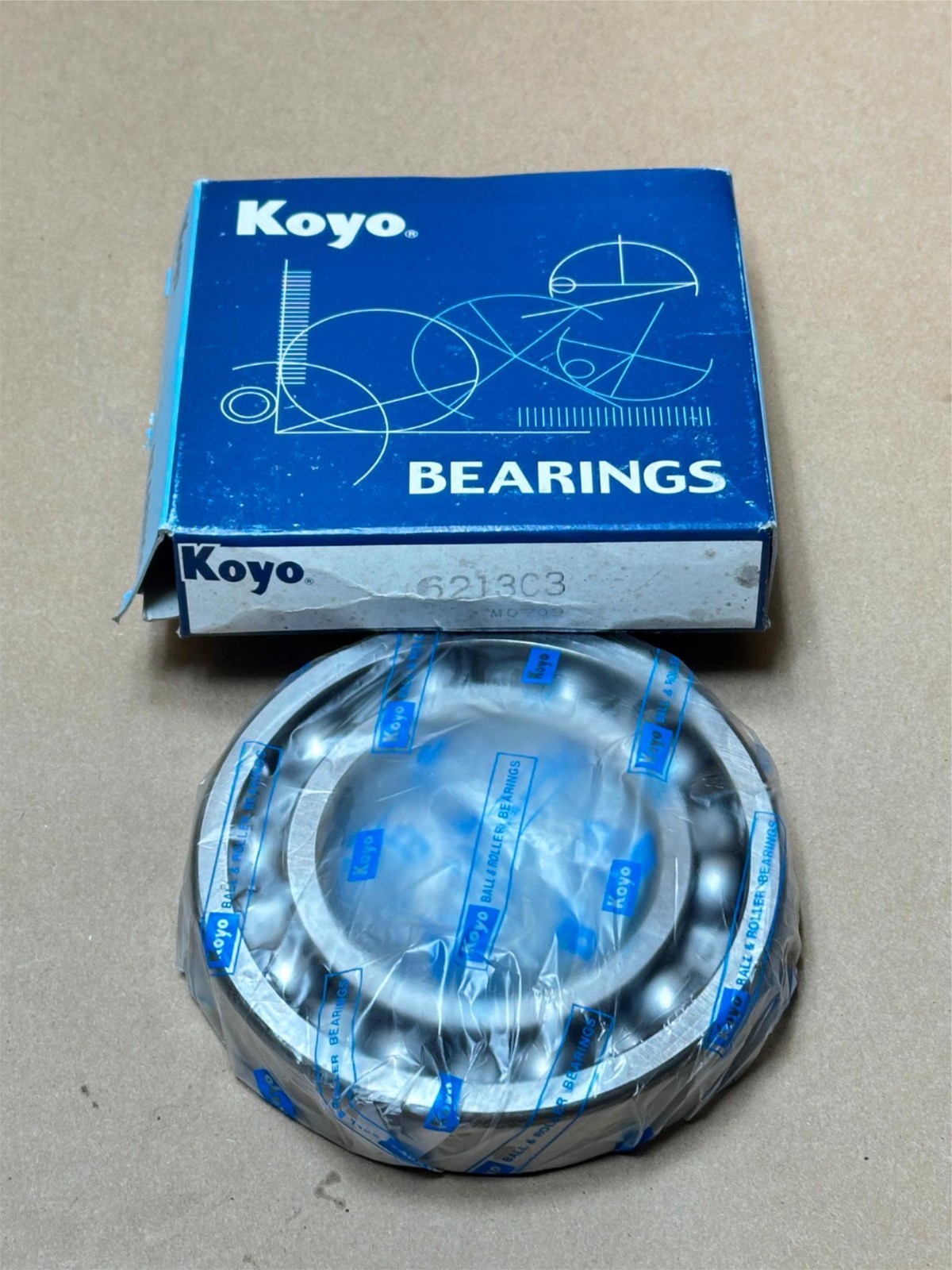 New Genuine NTN 6213C3 Open Ball Bearing Deep Groove 65mmID, 23mm W, 120mm OD