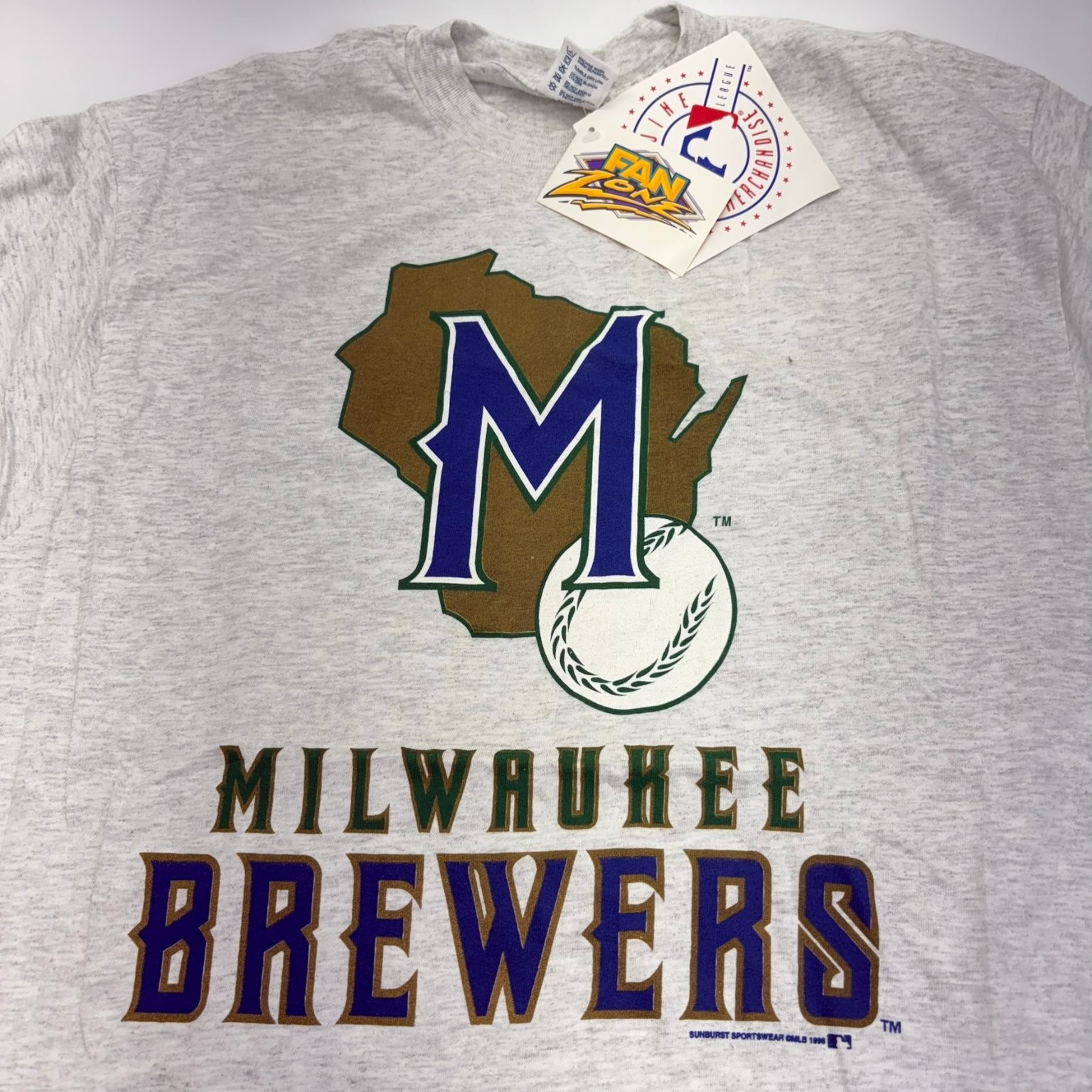 Vintage 1996 Milwaukee Brewers T-Shirt Men\'s L DELTA NWT MLB Fan Zone