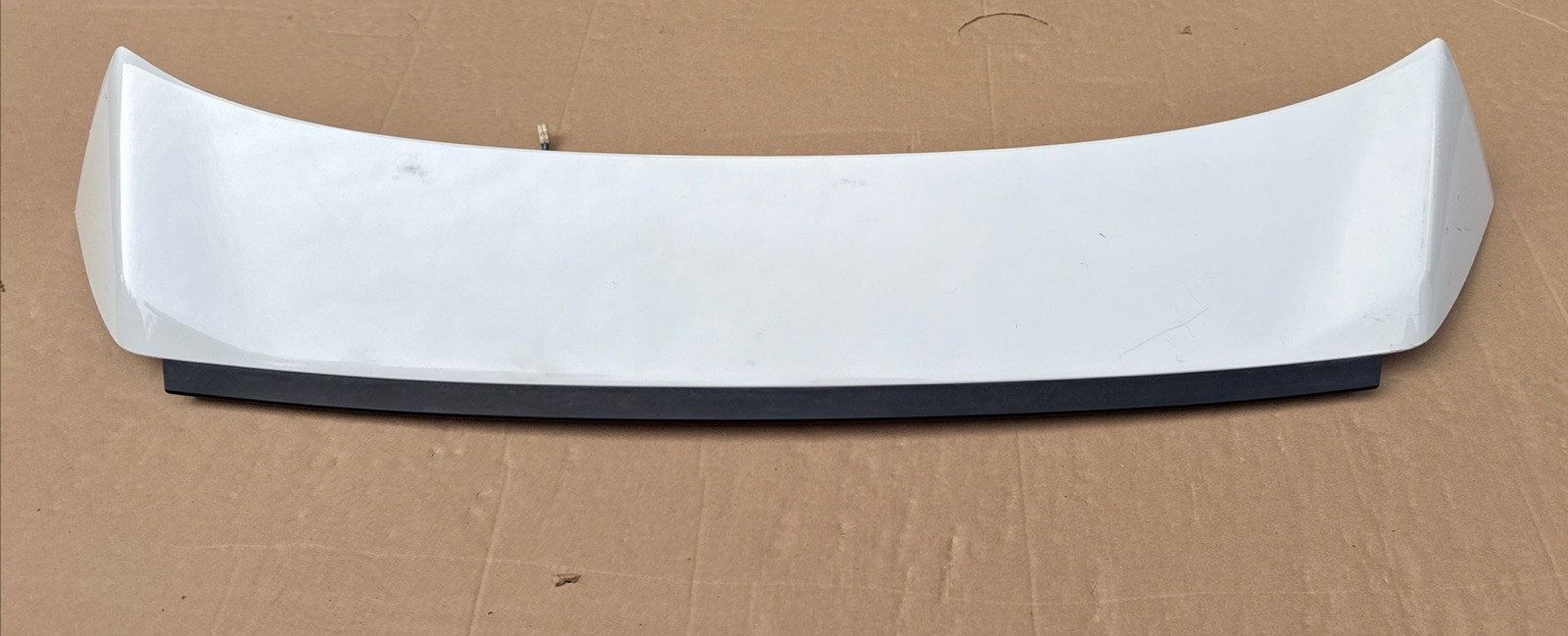 19-24 SUBARU FORESTER ROOF & 3RD BRAKE LIGHT SPOILER WING OEM 96031SJ000 White