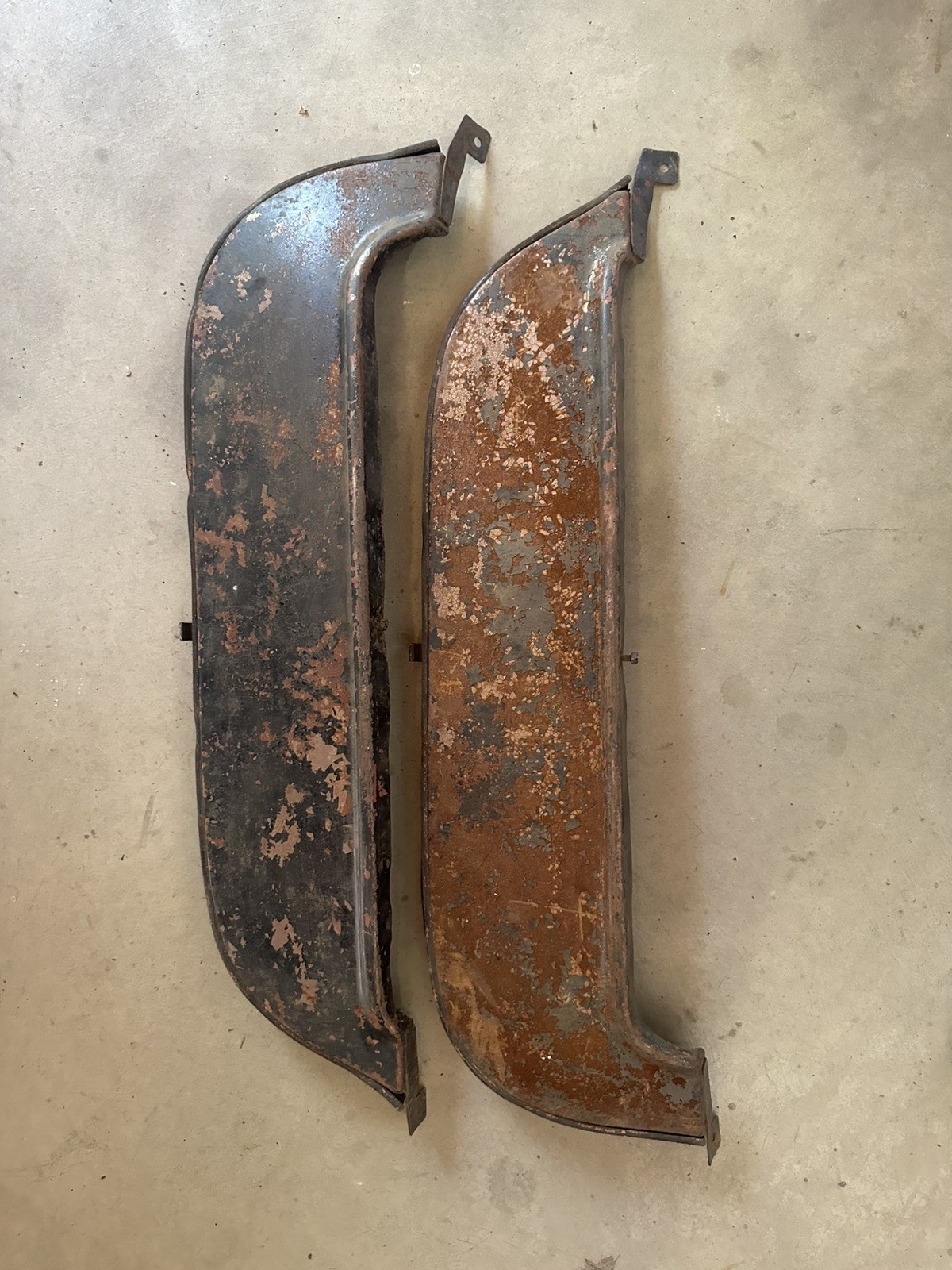 1955 CHEVROLET FENDER SKIRTS ORIGINAL GM 1955 CHEVROLET FENDER SKIRTS ORIGINAL GM