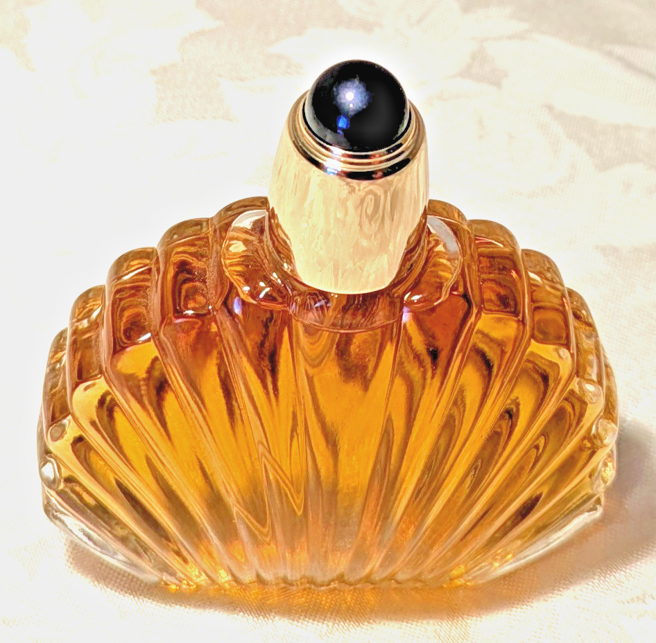 BLACK PEARLS by Elizabeth Taylor 3.3oz~100ml EDP Women ORIGINAL NEW AS SHOWN BLACK PEARLS by Elizabeth Taylor 3.3oz~100ml EDP Women ORIGINAL NEW AS SHOWN