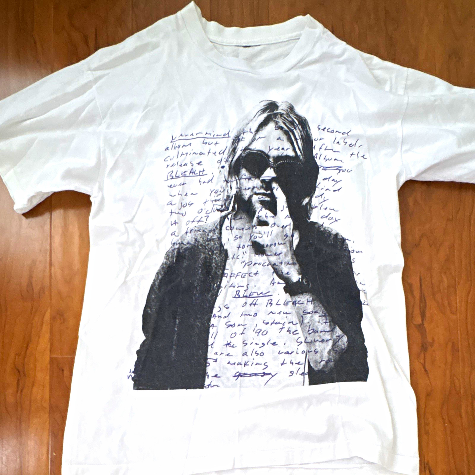 *RARE* Vintage 90s Kurt Cobain Bootleg Graphic T-Shirt *RARE* Vintage 90s Kurt Cobain Bootleg Graphic T-Shirt