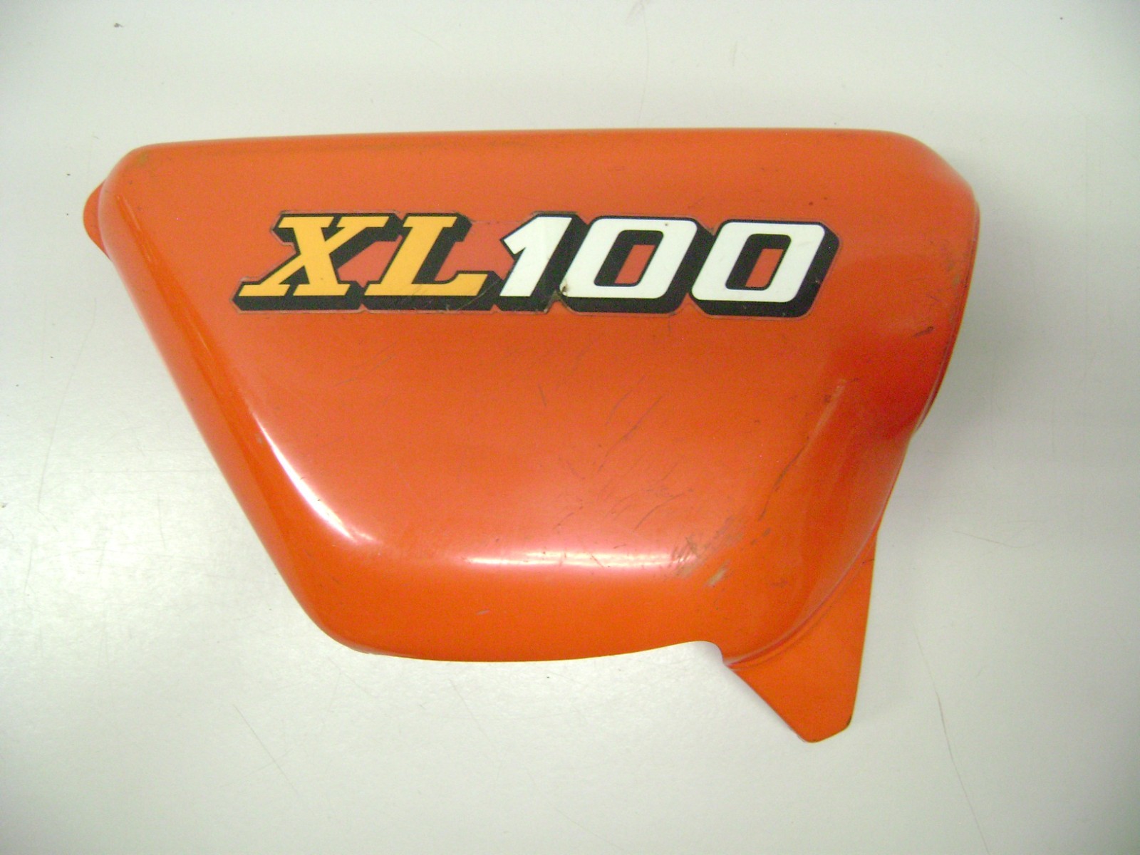 1978 HONDA XL100 RIGHT SIDECOVER SIDE COVER PANEL 26M 1978 HONDA XL100 RIGHT SIDECOVER SIDE COVER PANEL 26M