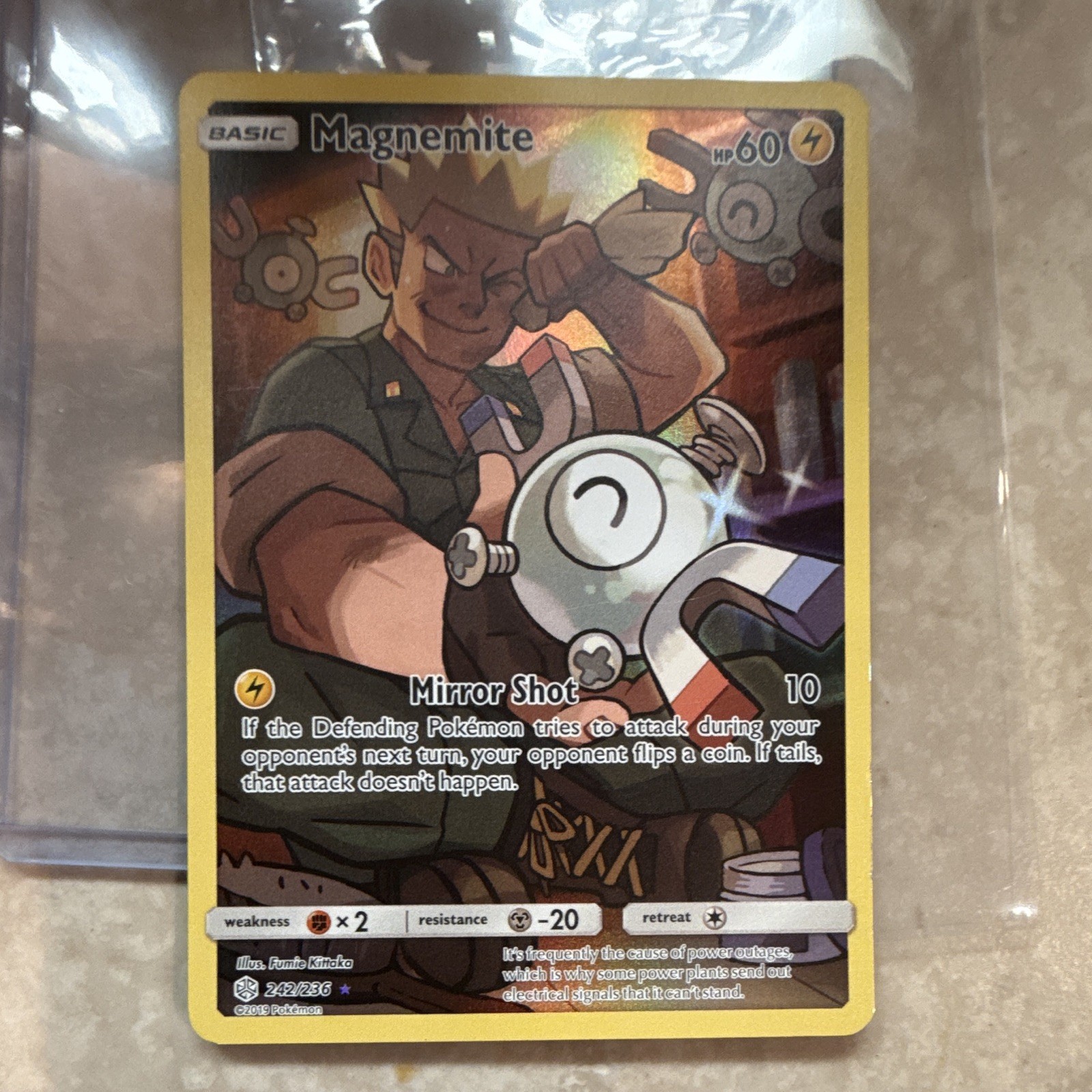 Magnemite (Secret Rare) 242/236 Sm-Cosmic Eclipse Holo Pokémon TCG Card