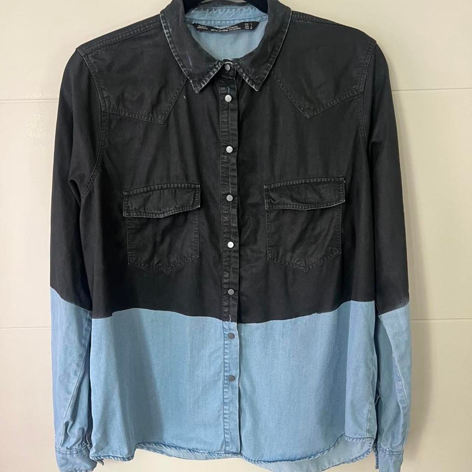 Zara Woman Premium Denim Collection Black and Blue Color-Blocked Western Shirt L Zara Woman Premium Denim Collection Black and Blue Color-Blocked Western Shirt L