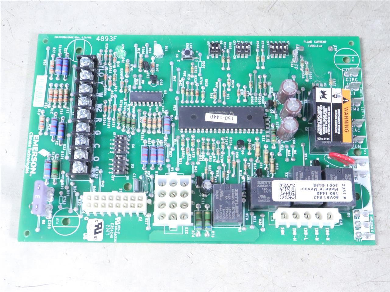 TRANE Emerson 50V51-843 Furnace Control Circuit Board 150 1440 4893D