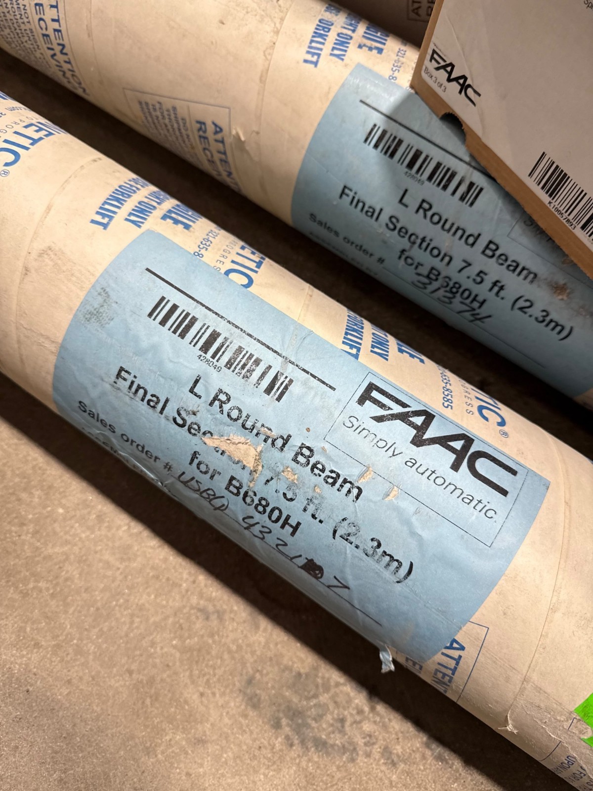 FAAC 428049 L Round Beam Final Section 7.5 ft 2.3m for B680H Barrier Gate FAAC 428049 L Round Beam Final Section 7.5 ft 2.3m for B680H Barrier Gate