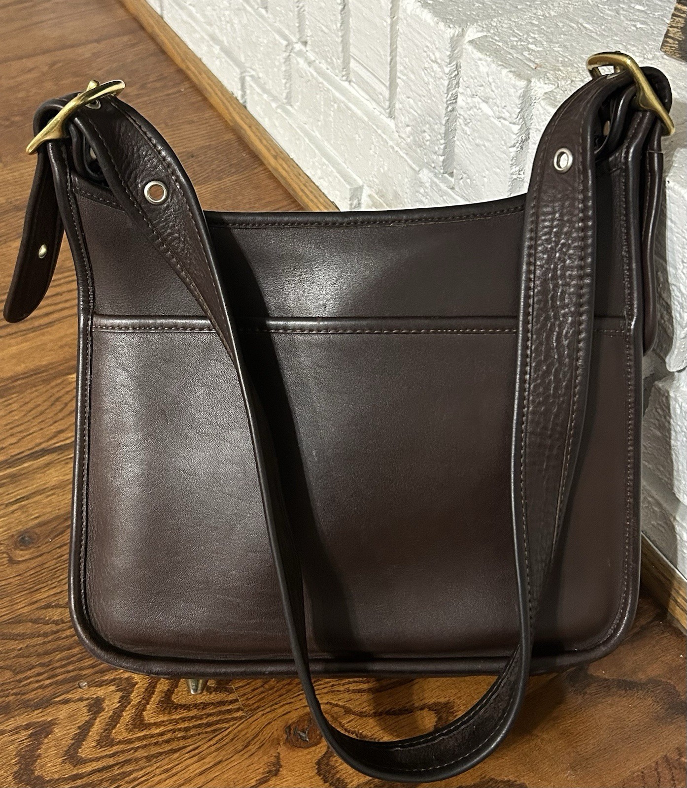 Vintage COACH 9966 Dark Brown Leather Shoulder Bag Crossbody Vintage COACH 9966 Dark Brown Leather Shoulder Bag Crossbody