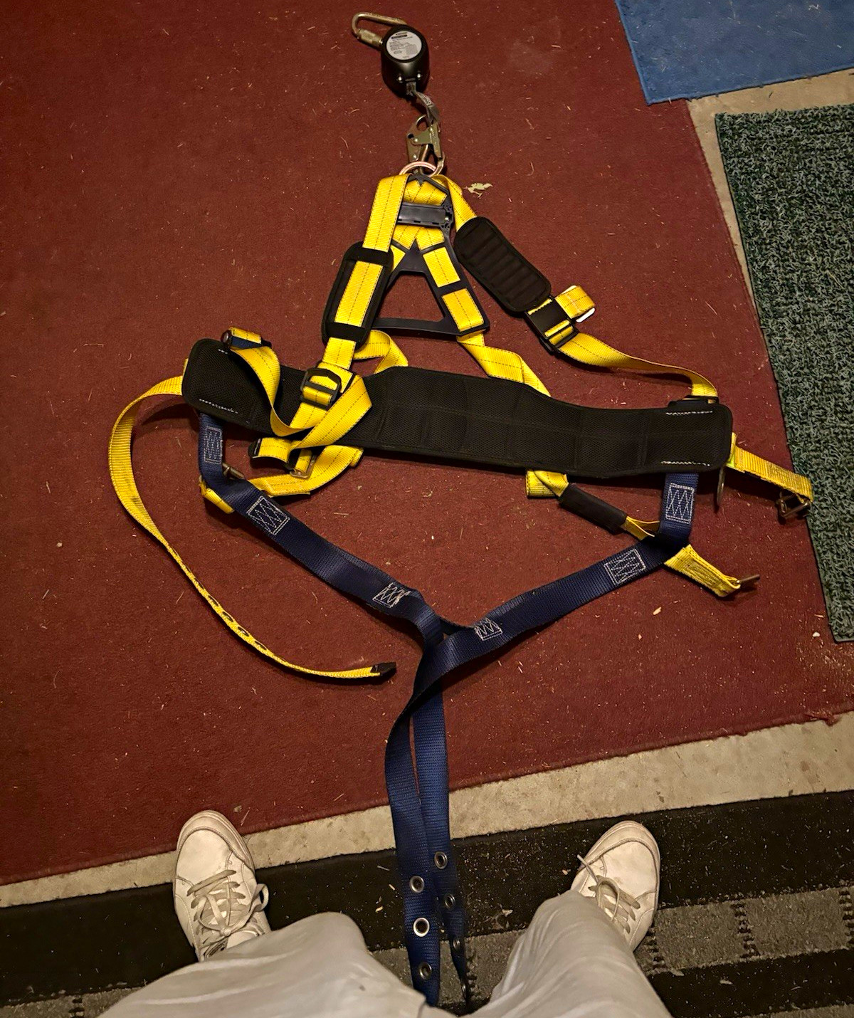 SALA Baseline Self Retracting Lifeline Safety Harness, Size 3xl, 7ft SALA Baseline Self Retracting Lifeline Safety Harness, Size 3xl, 7ft