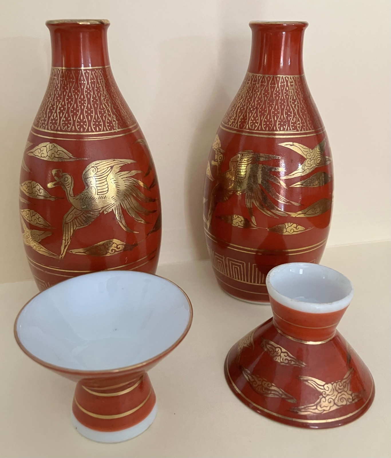 Vintage - Kutani Eiraku - 4 Piece Sake Set - Red / Gold Cranes - Excellent Cond.