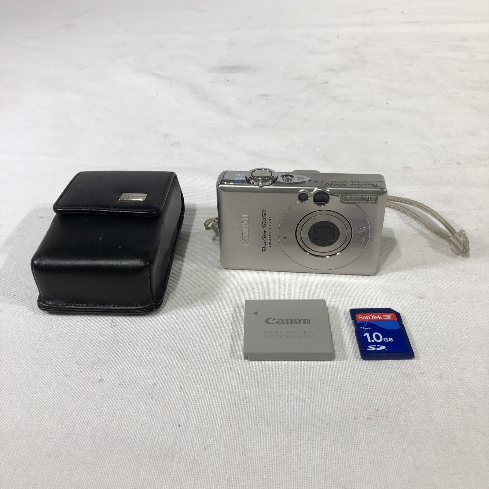 Canon PowerShot S500 Digital ELPH 5.0MP Compact Digital Camera (Silver) Canon PowerShot S500 Digital ELPH 5.0MP Compact Digital Camera (Silver)