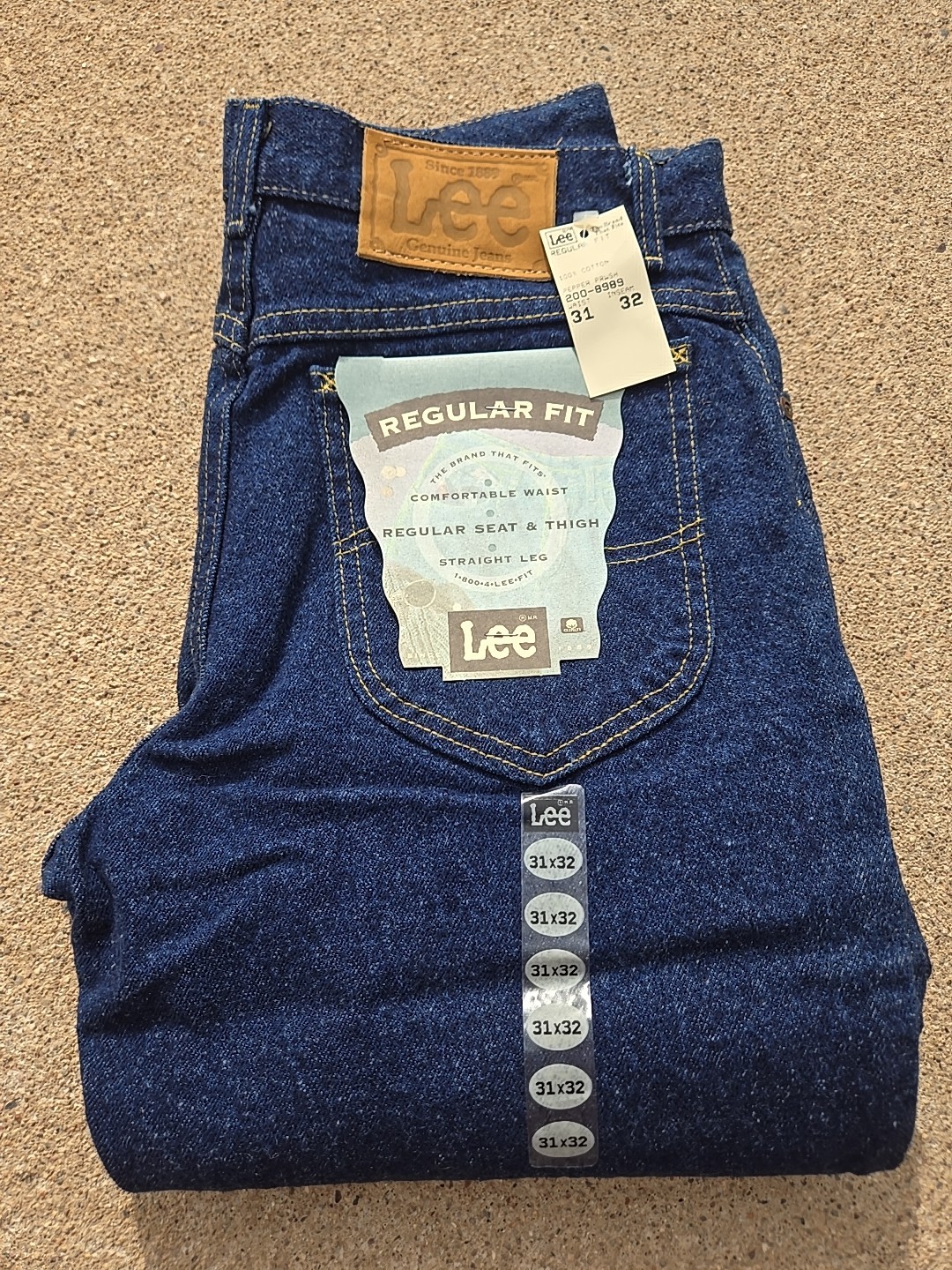 Vintage Lee Jeans Men’s 31x32 Pepper Wash, Regular Fit, Made In USA, NWT 🔥 Vintage Lee Jeans Men’s 31x32 Pepper Wash, Regular Fit, Made In USA, NWT 🔥