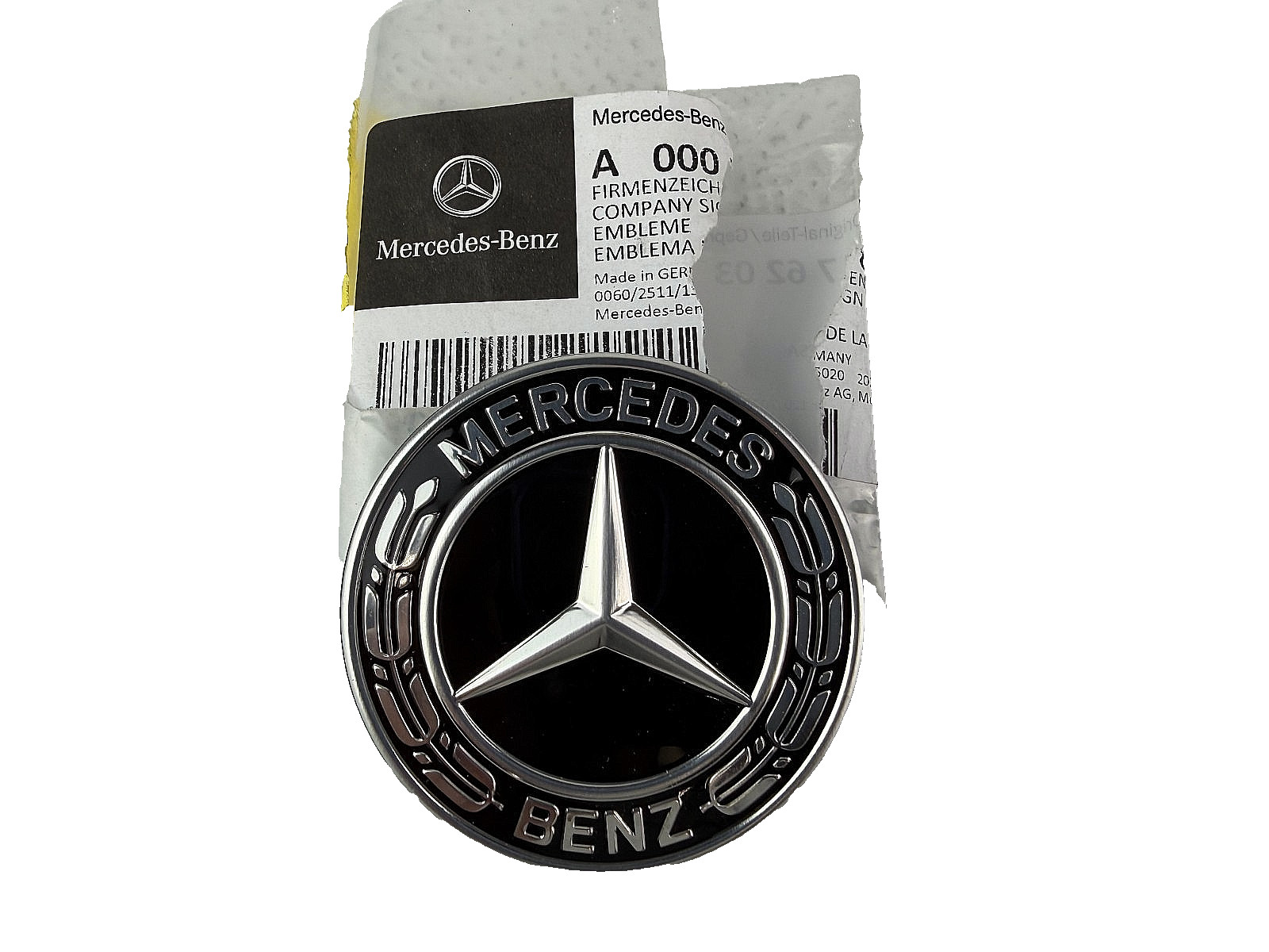 NEW OEM Mercedes-Benz Front Emblem Badge A0008176203 Genuine 0008176203