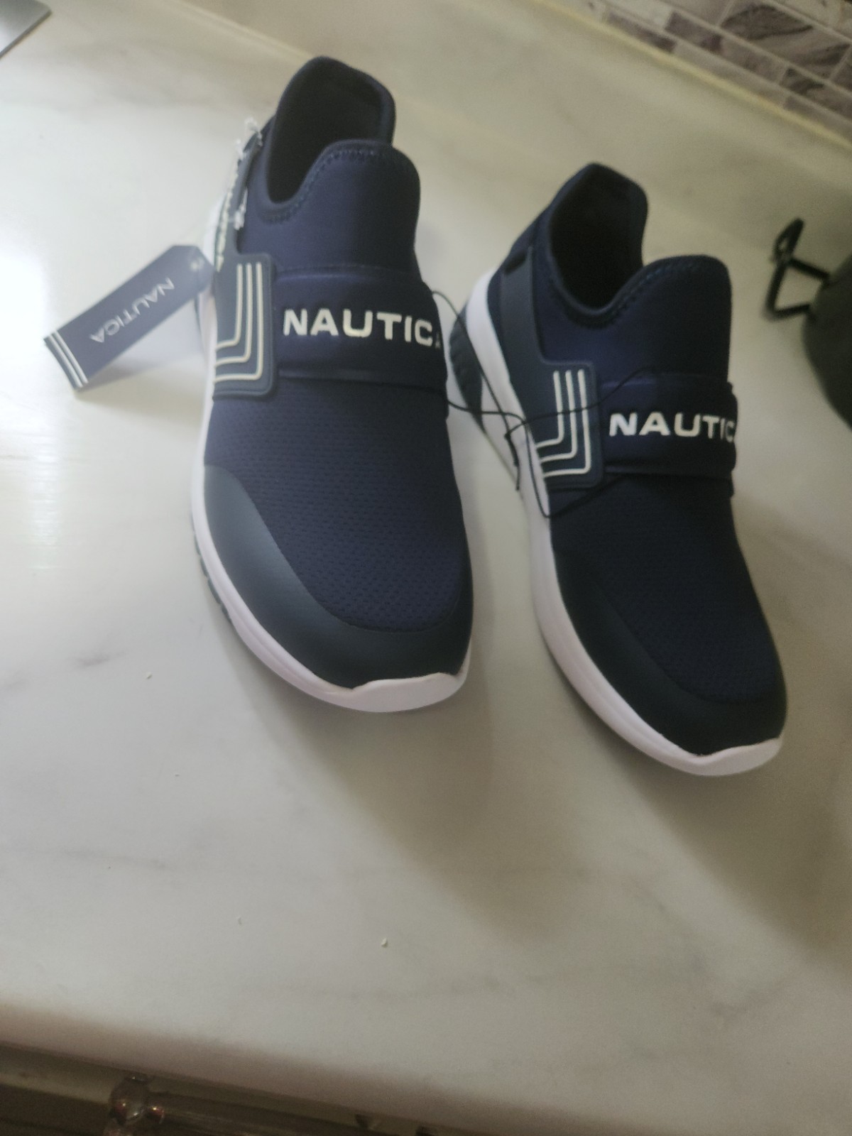 Nautica Men\'s Slip-On Athletic Sneakers Navy/White Low Top Textile Logo Nautica Men\'s Slip-On Athletic Sneakers Navy/White Low Top Textile Logo