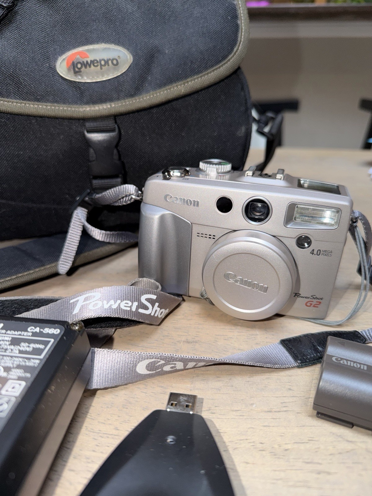 Complete Vintage Canon PowerShot G2 Digital Camera Kit w/accessories MINTY Complete Vintage Canon PowerShot G2 Digital Camera Kit w/accessories MINTY
