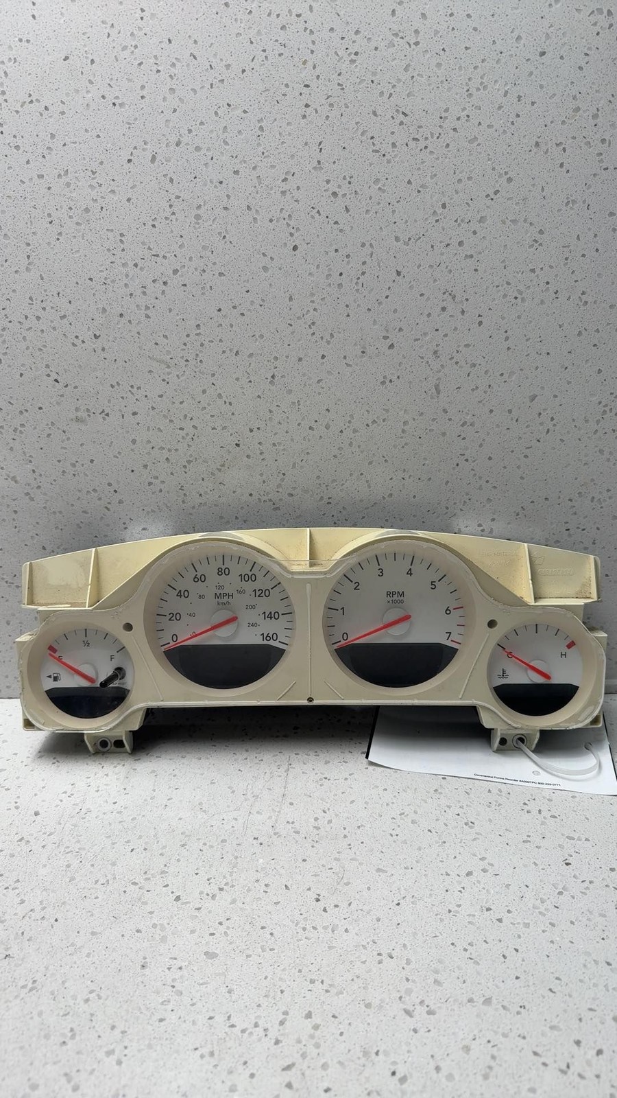 2007 2008 Dodge DODGE MAGNUM Speedometer Gauge Instrument Cluster