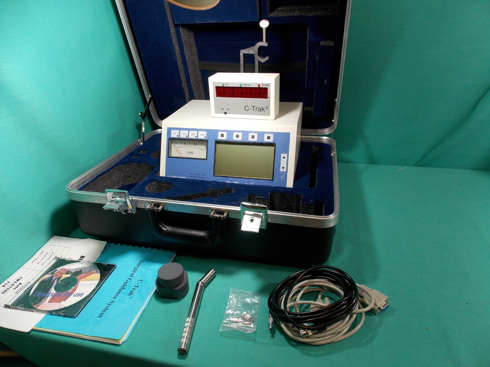 CARE WISE C-TRAK CW-3000 ANALYZER CW-100 MONITOR OMNIPROBE CASE & MANUAL (2386)