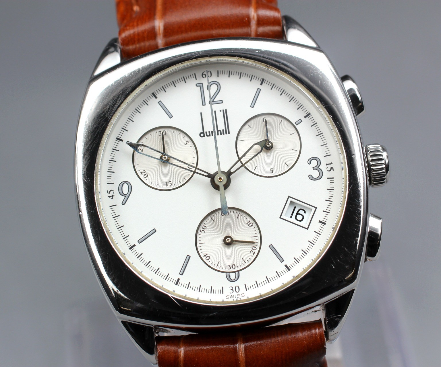 *Near MINT* Vintage Dunhill City Scape White Dial 32mm Quartz Men\'s Watch JAPAN