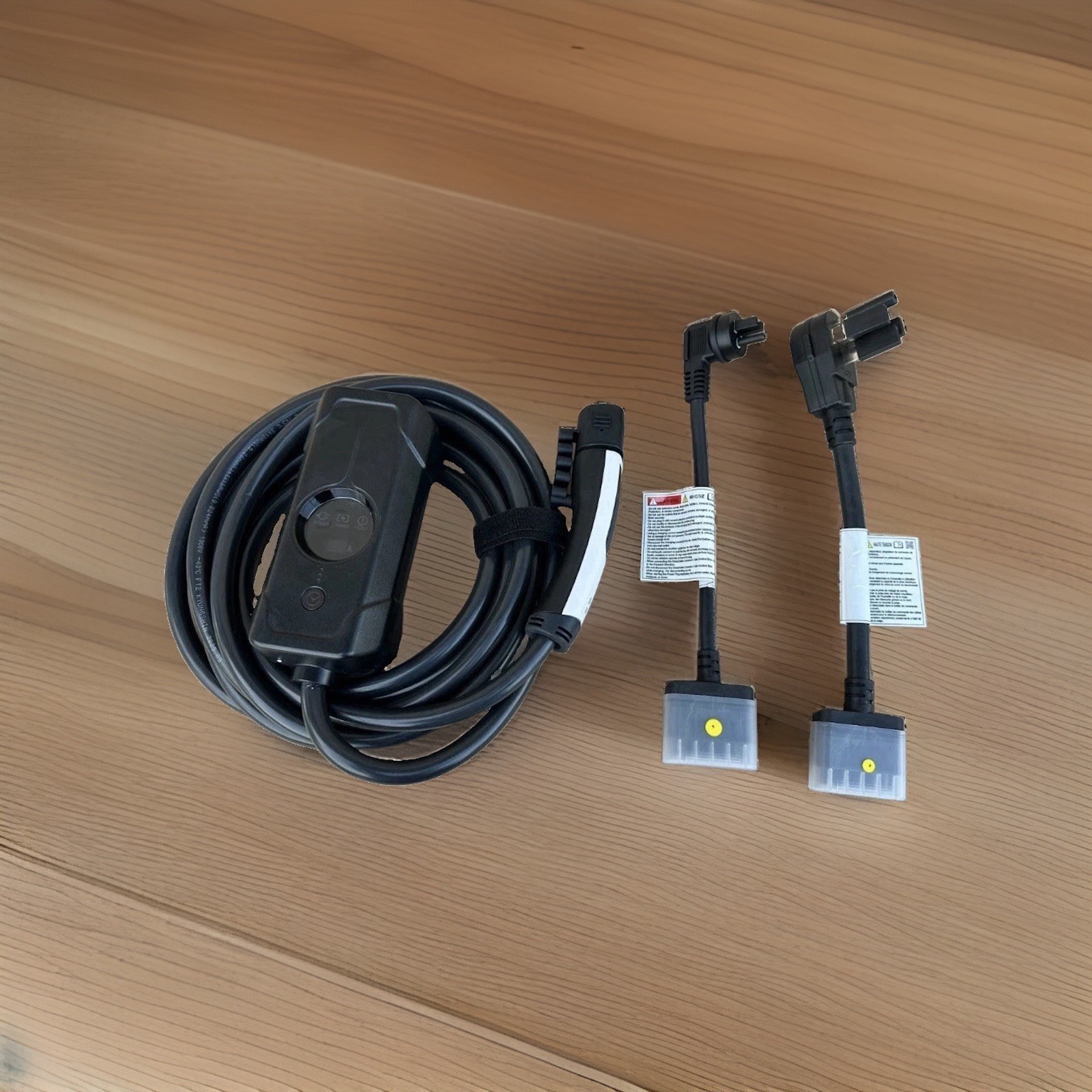NACS Hyundai Ioniq 5 Kia ev6 GV70 GV60 EV9 240V NEW OEM NACS EV Charger Tesla