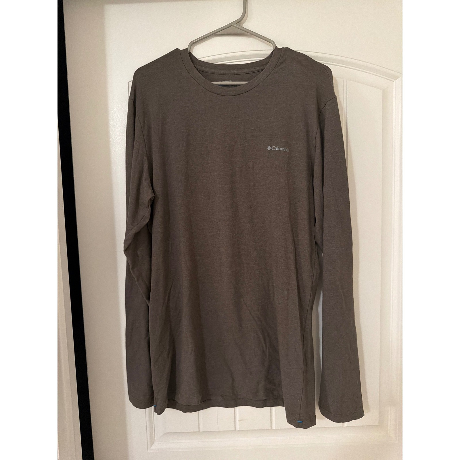 Columbia Mens Long Sleeve Crew Neck T-Shirt Brown Heathered Active Top Large Columbia Mens Long Sleeve Crew Neck T-Shirt Brown Heathered Active Top Large