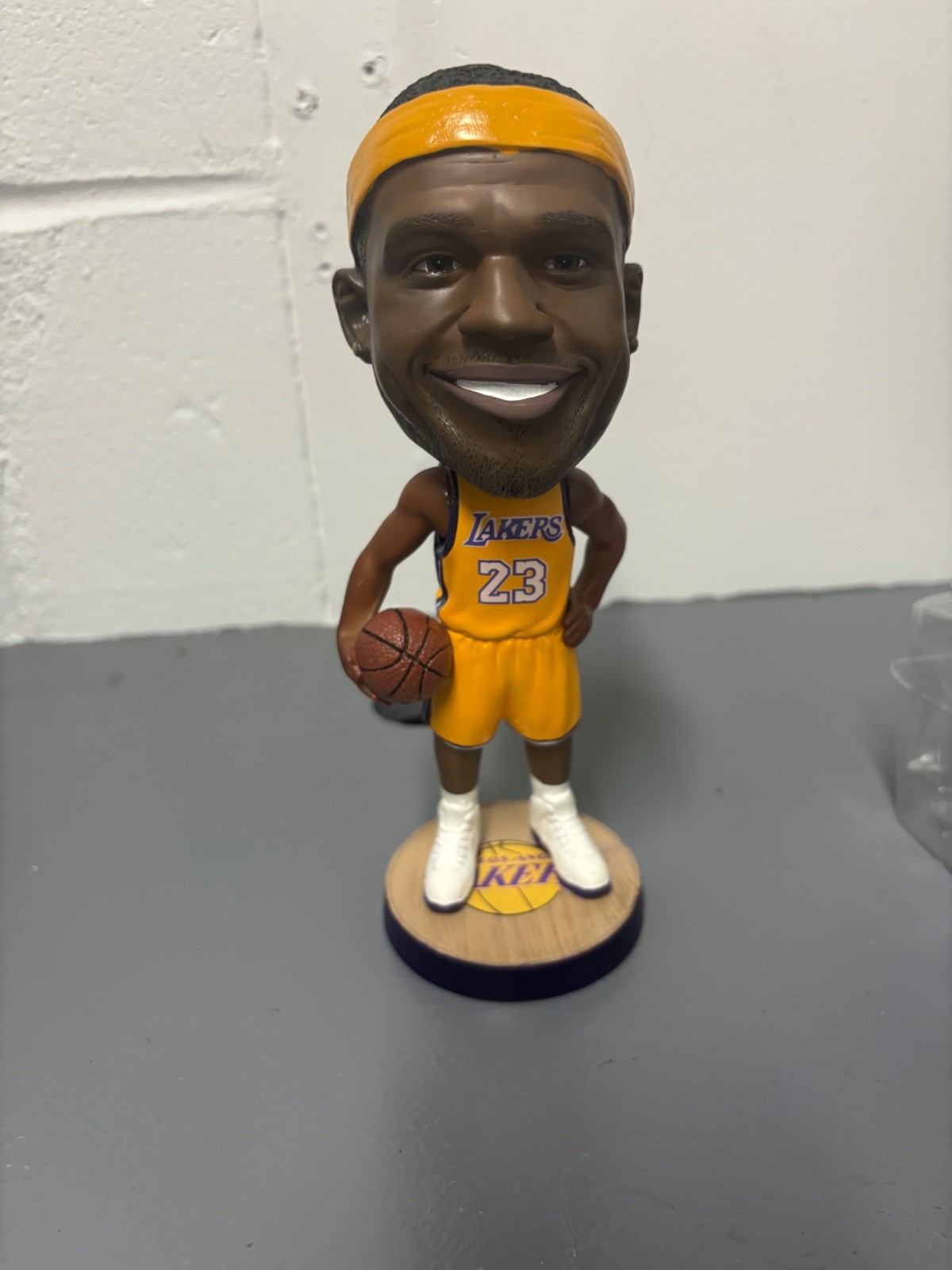 Lakers LeBron James #23 Bobblehead 7.5 inch Tall Lakers LeBron James #23 Bobblehead 7.5 inch Tall
