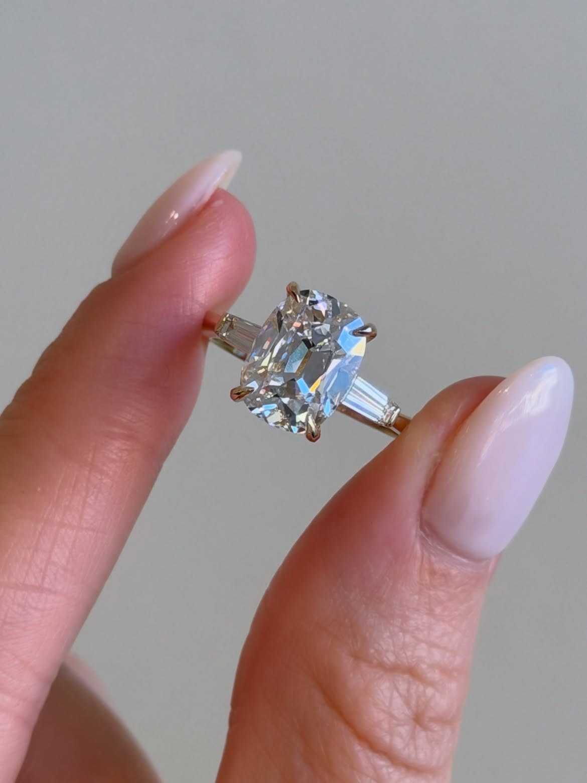 IGI 3 CT Cushion F/VS1 Lab Grown Diamond Women Promise Gift Ring 14k Yellow Gold