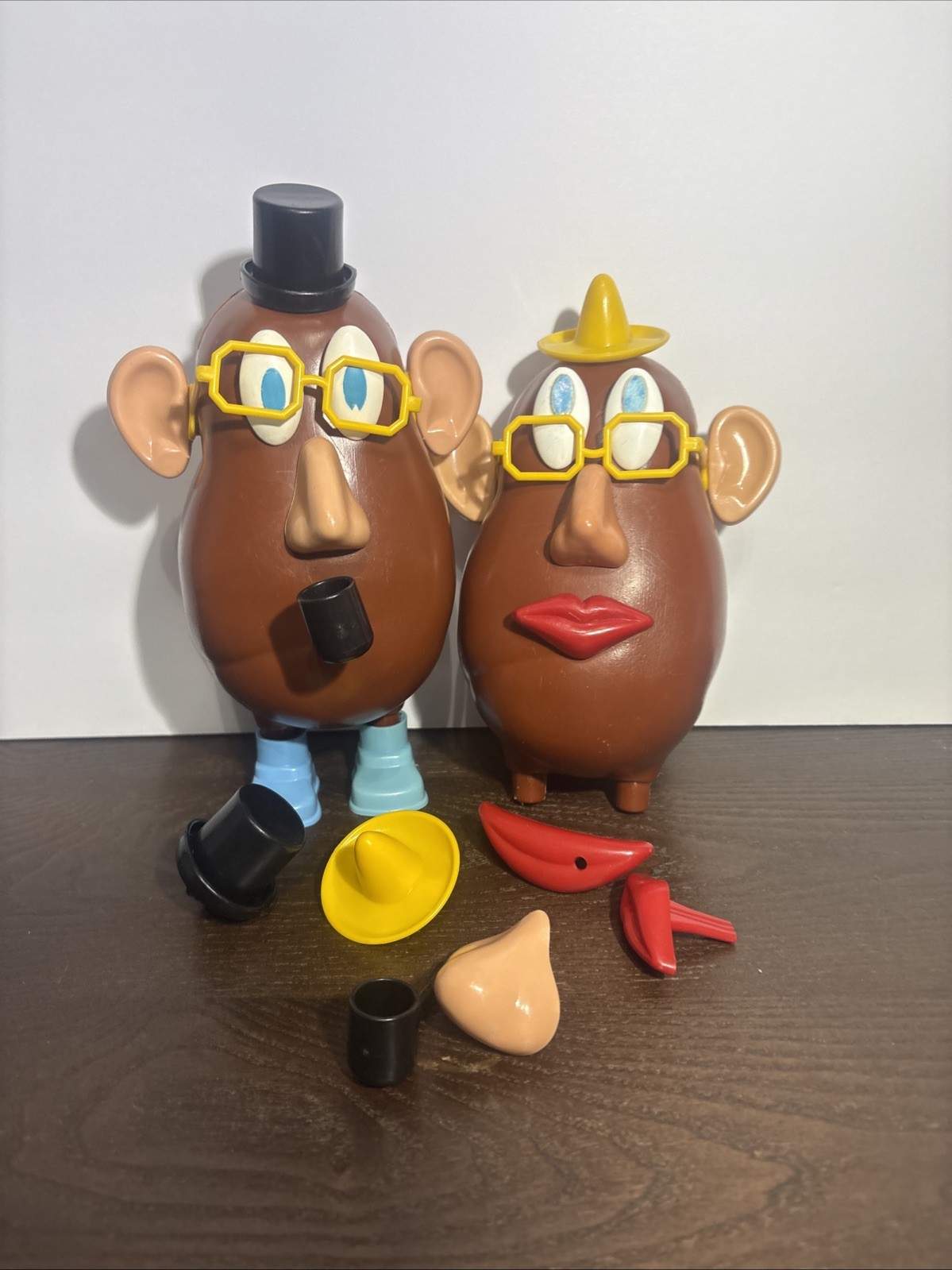 Vtg 1973 Hasbro Mr & Mrs Potato Head Vtg 1973 Hasbro Mr & Mrs Potato Head